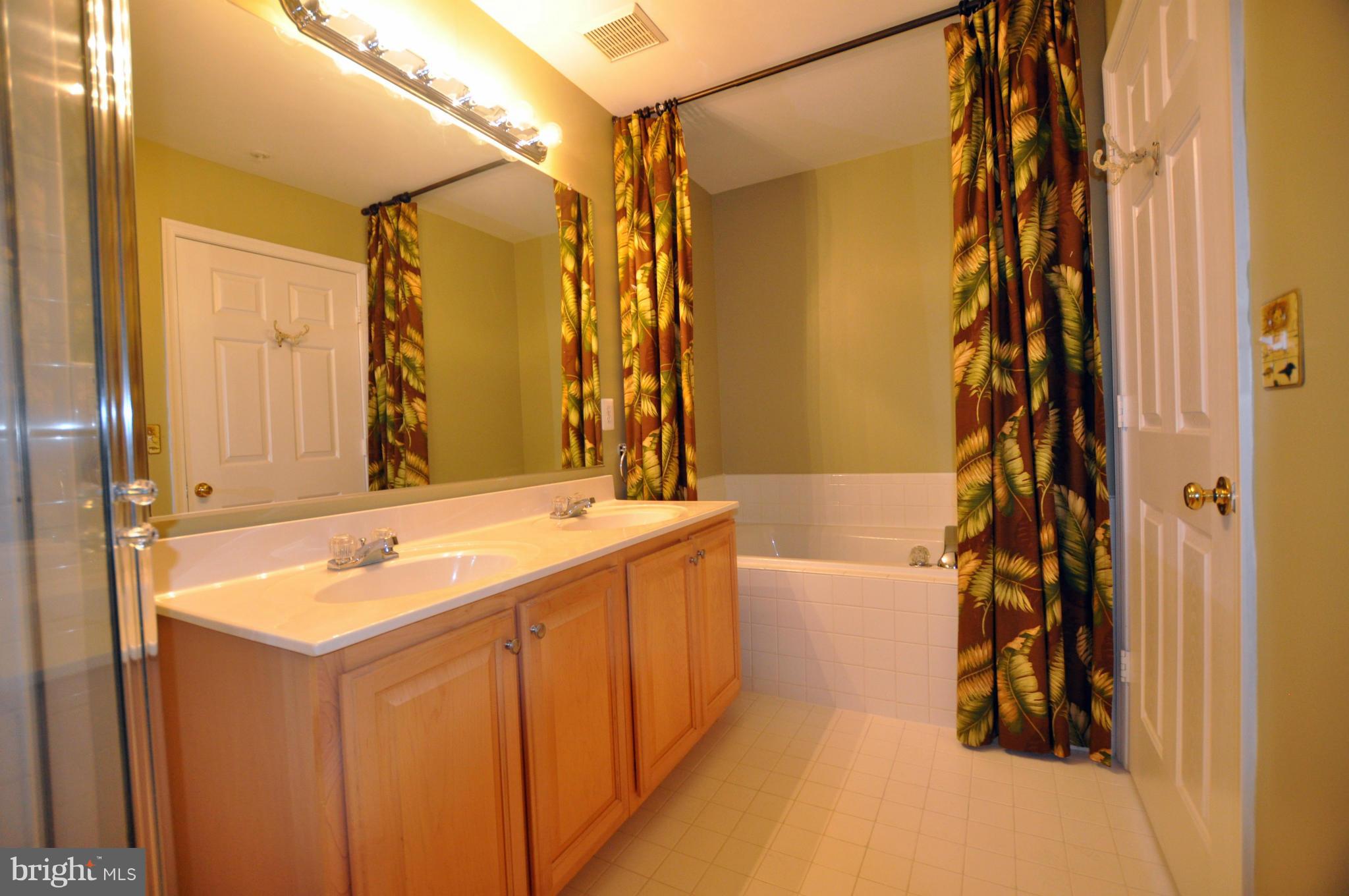 SANDERS MILL - Residential