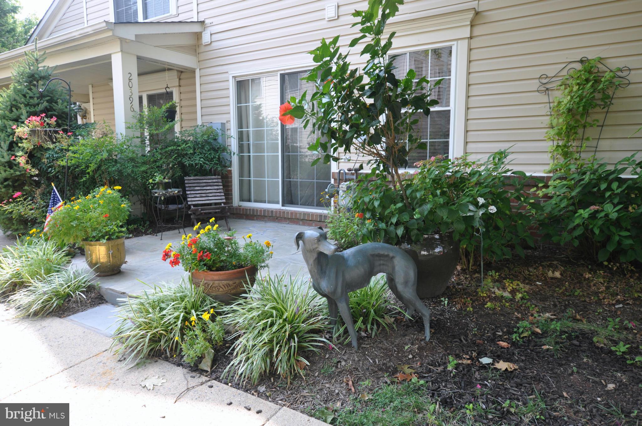 SANDERS MILL - Residential