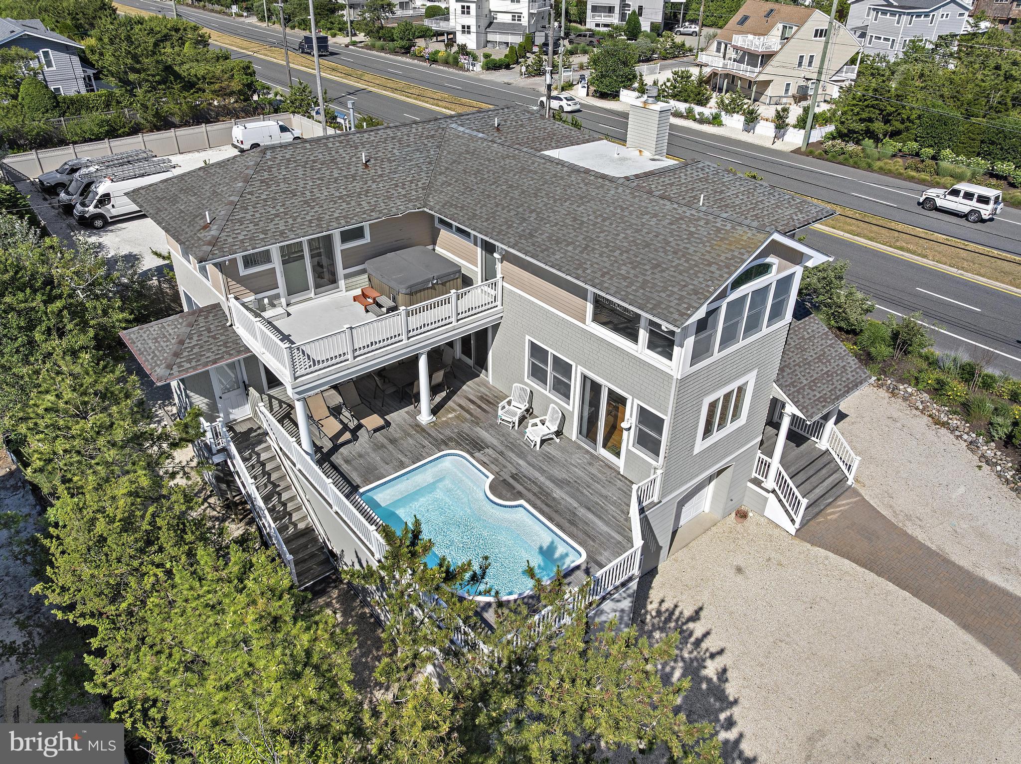 10-A LONG BEACH BOULEVARD