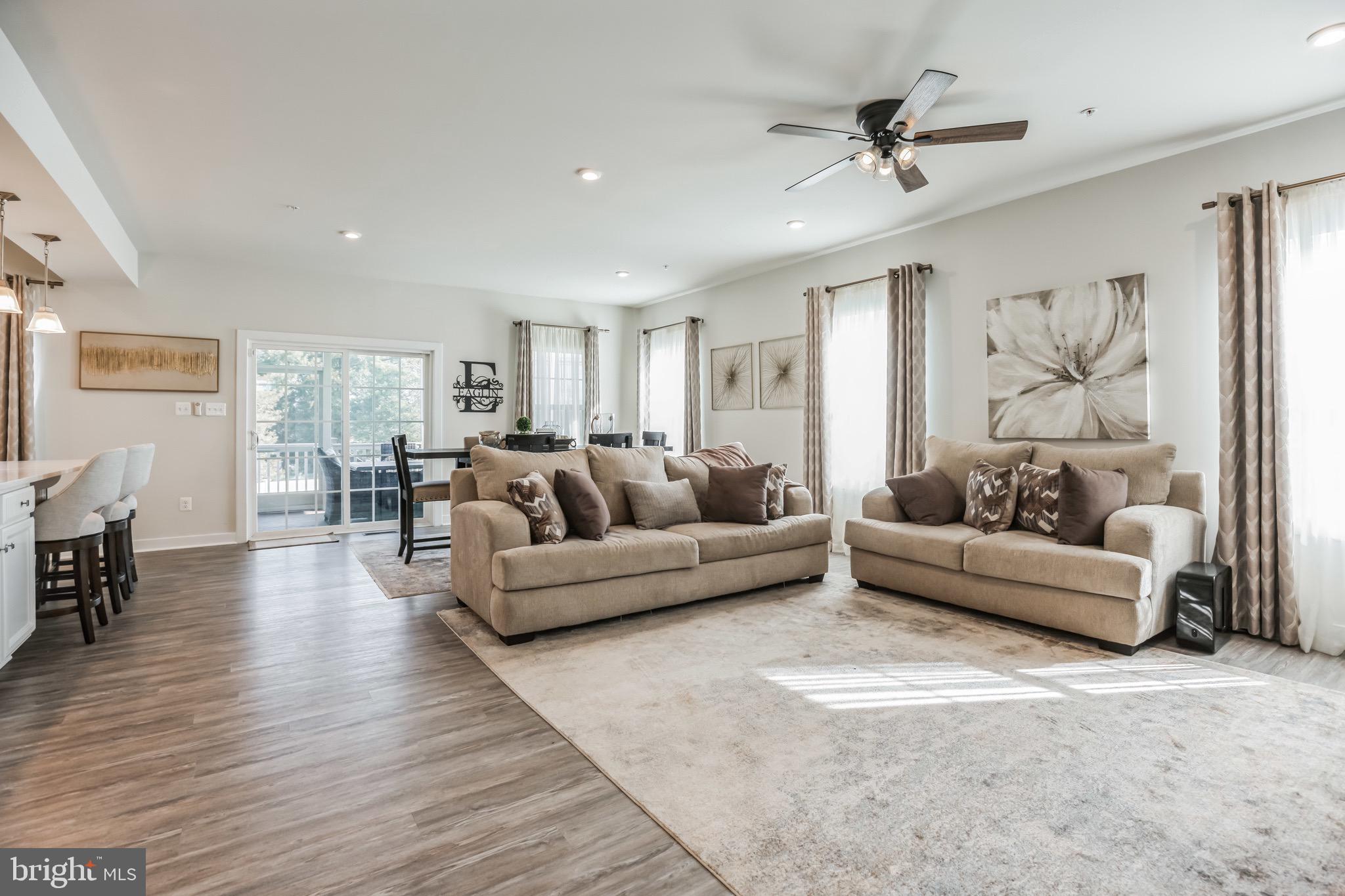 CHRISTOPHER POINTE - Residential