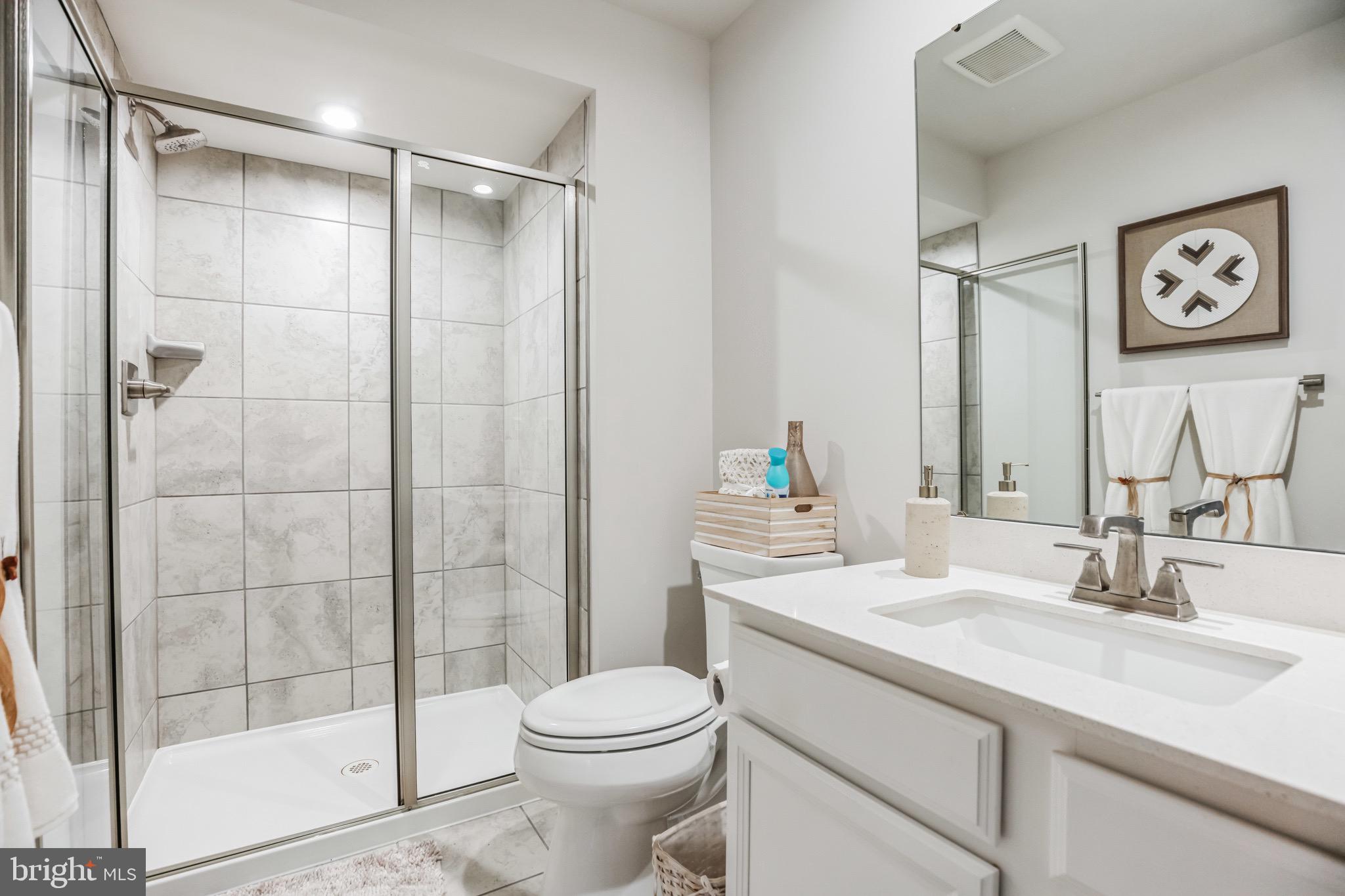 CHRISTOPHER POINTE - Residential