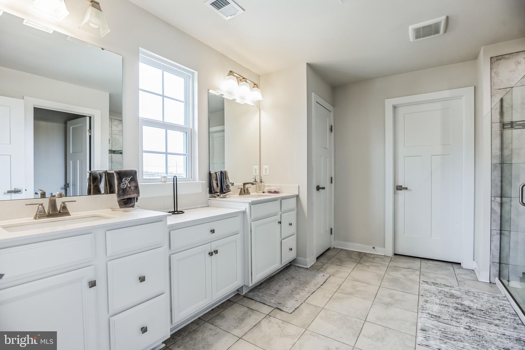 CHRISTOPHER POINTE - Residential