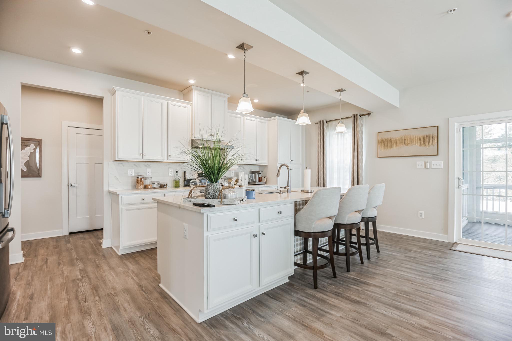 CHRISTOPHER POINTE - Residential