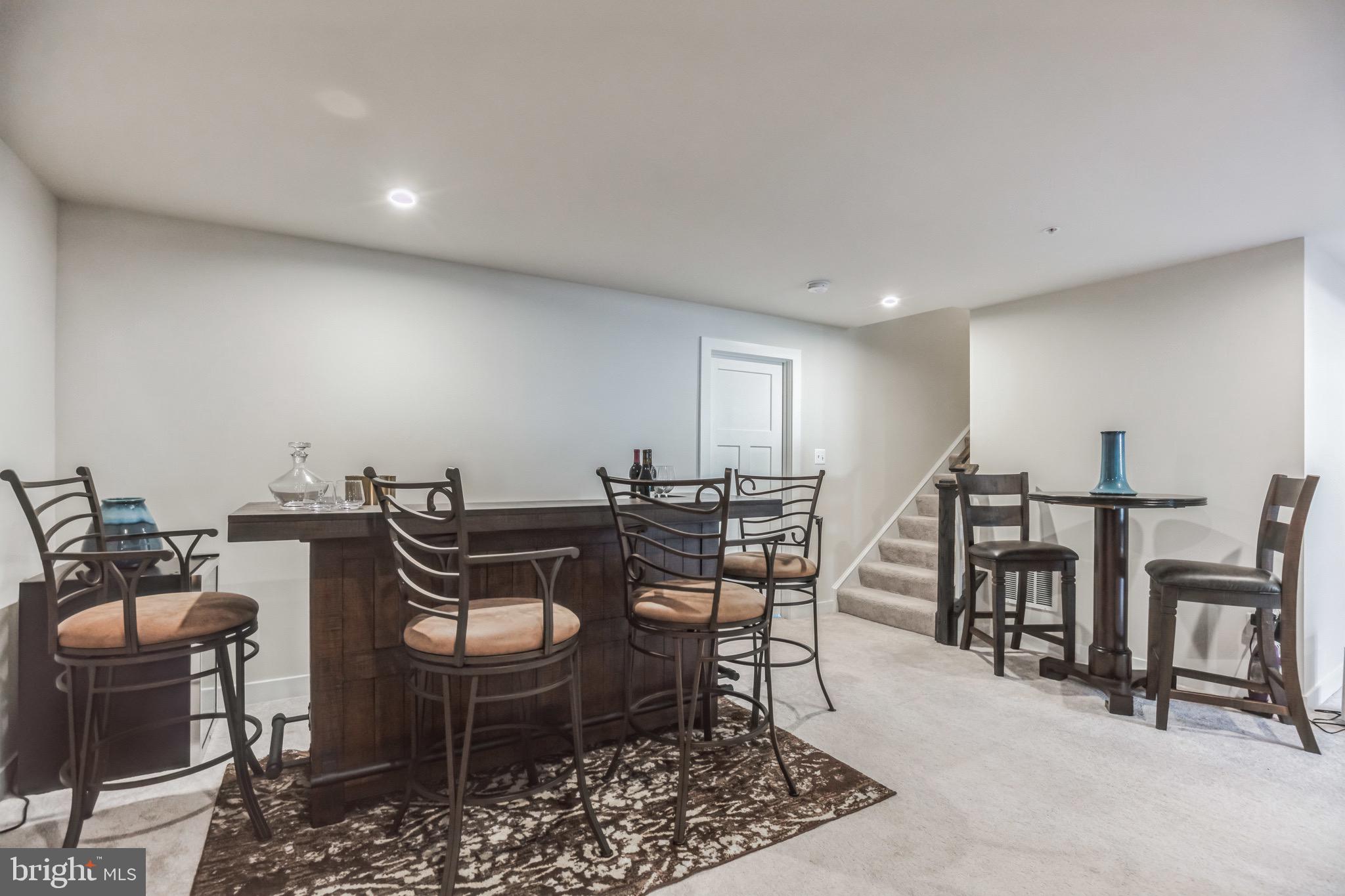 CHRISTOPHER POINTE - Residential