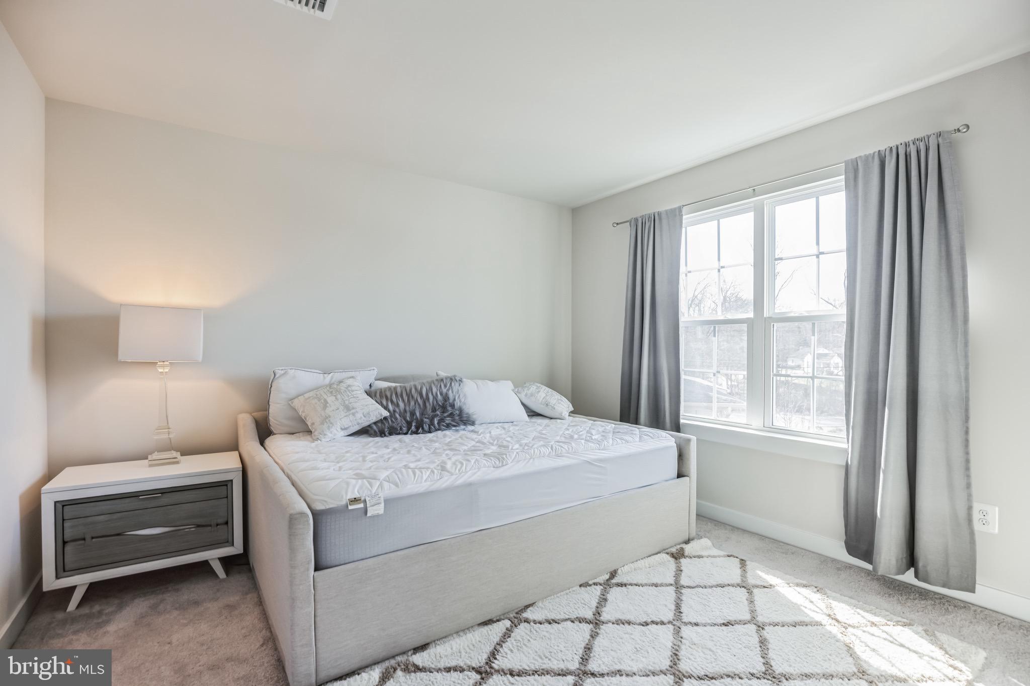 CHRISTOPHER POINTE - Residential