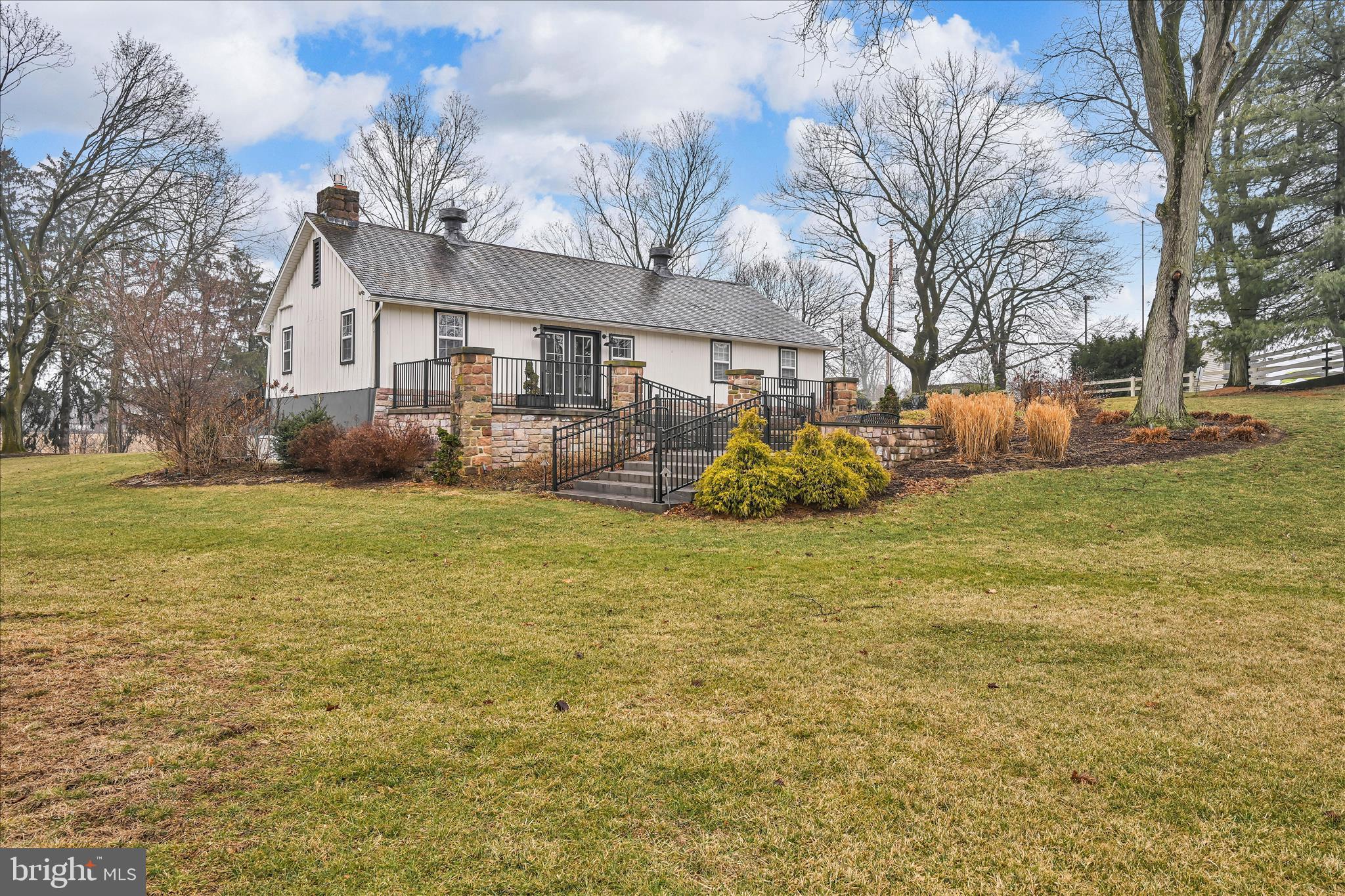 2395 QUENTIN ROAD