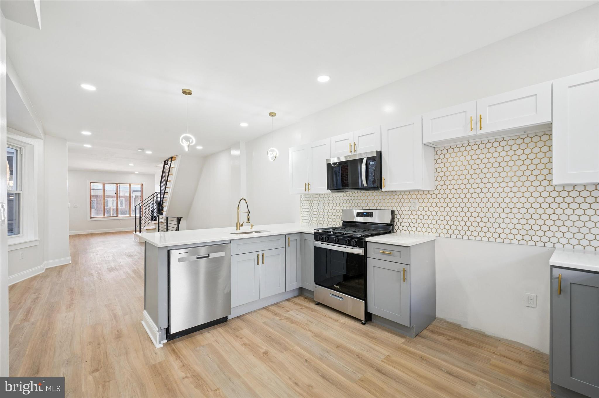 COBBS CREEK - Residential