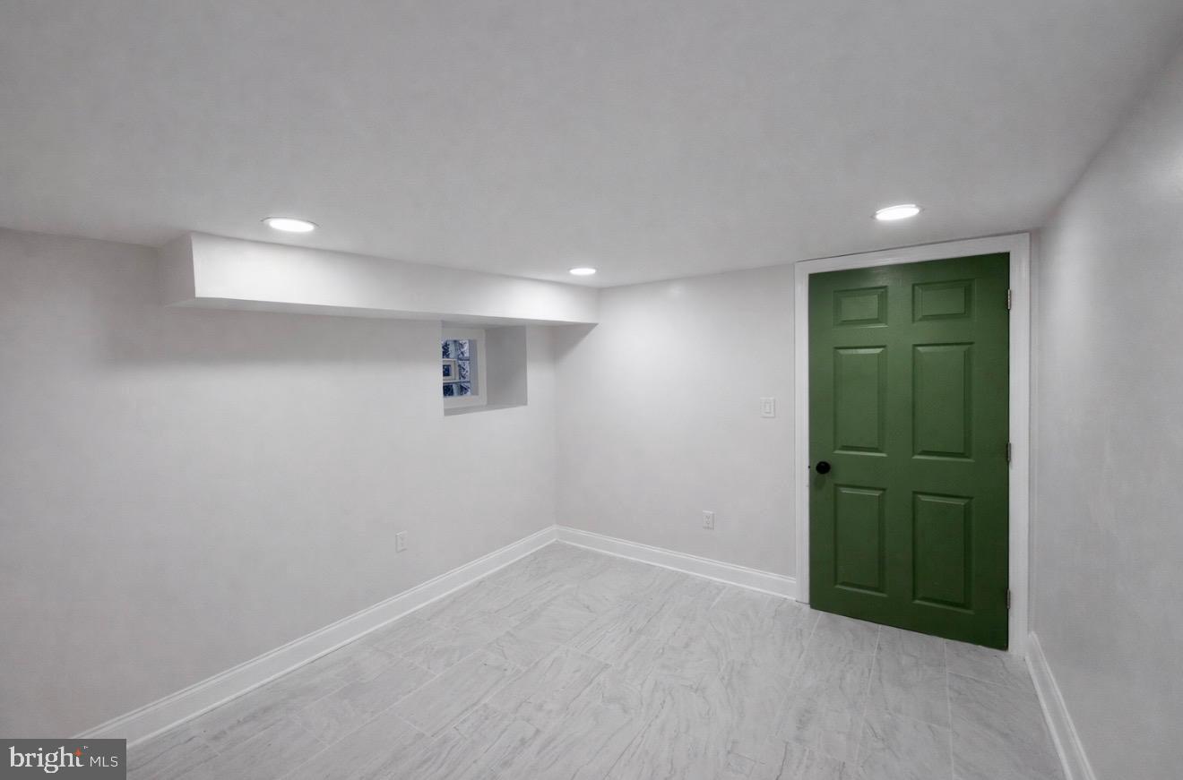 COBBS CREEK - Residential