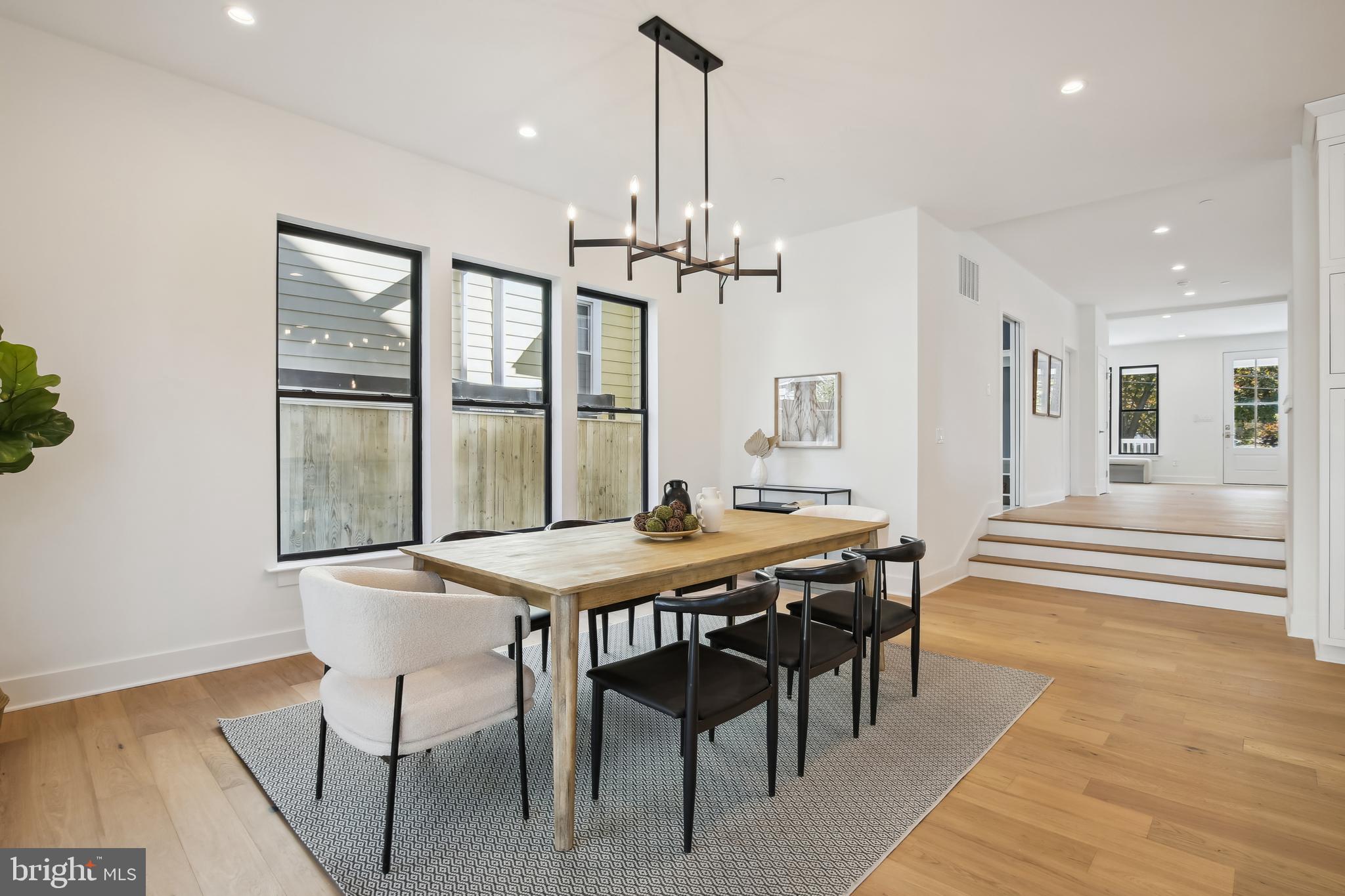 CHEVY CHASE - Residential