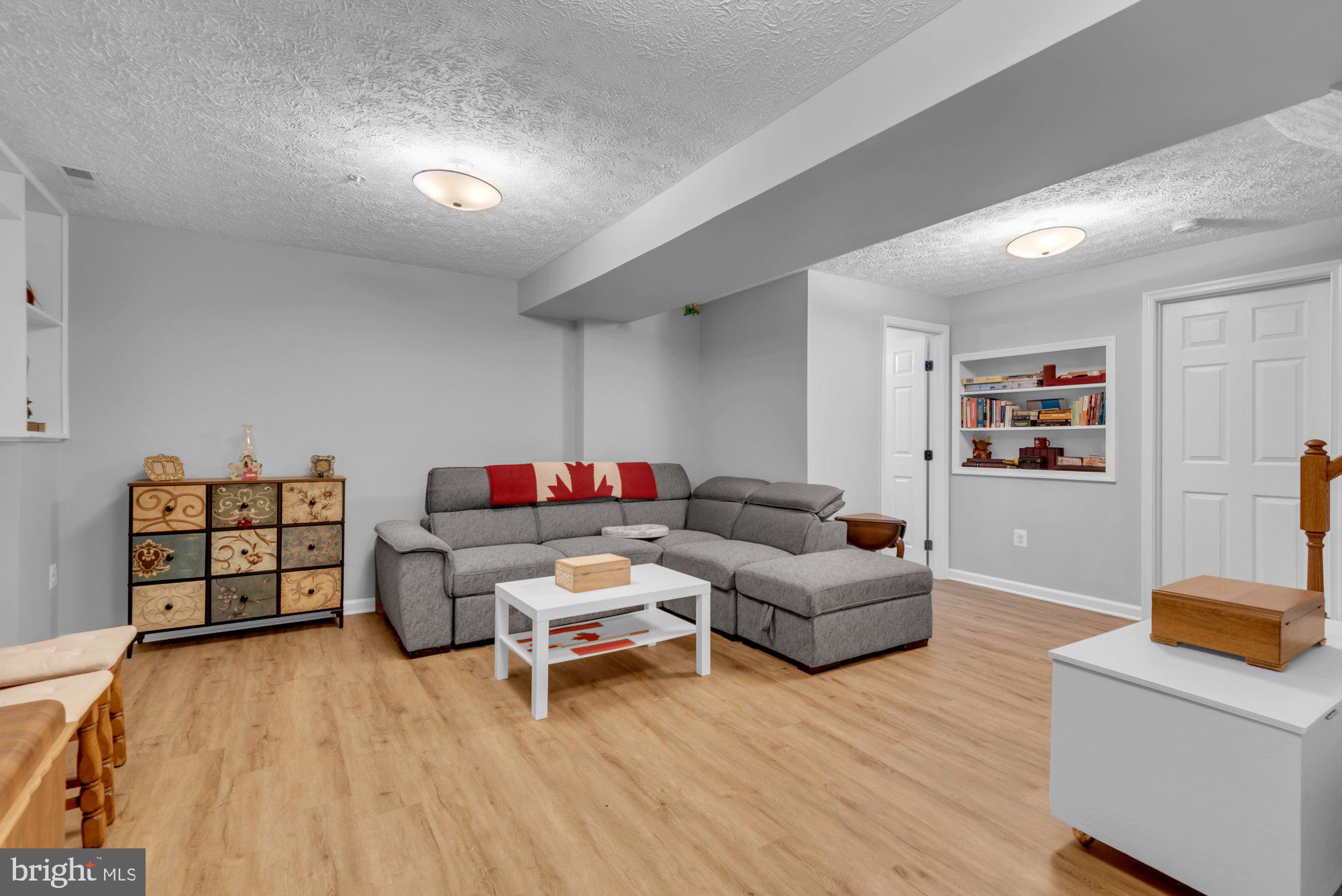 PINEY ORCHARD - Residential Lease