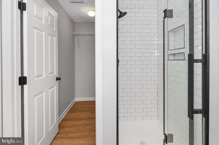 PINEY ORCHARD - Residential Lease