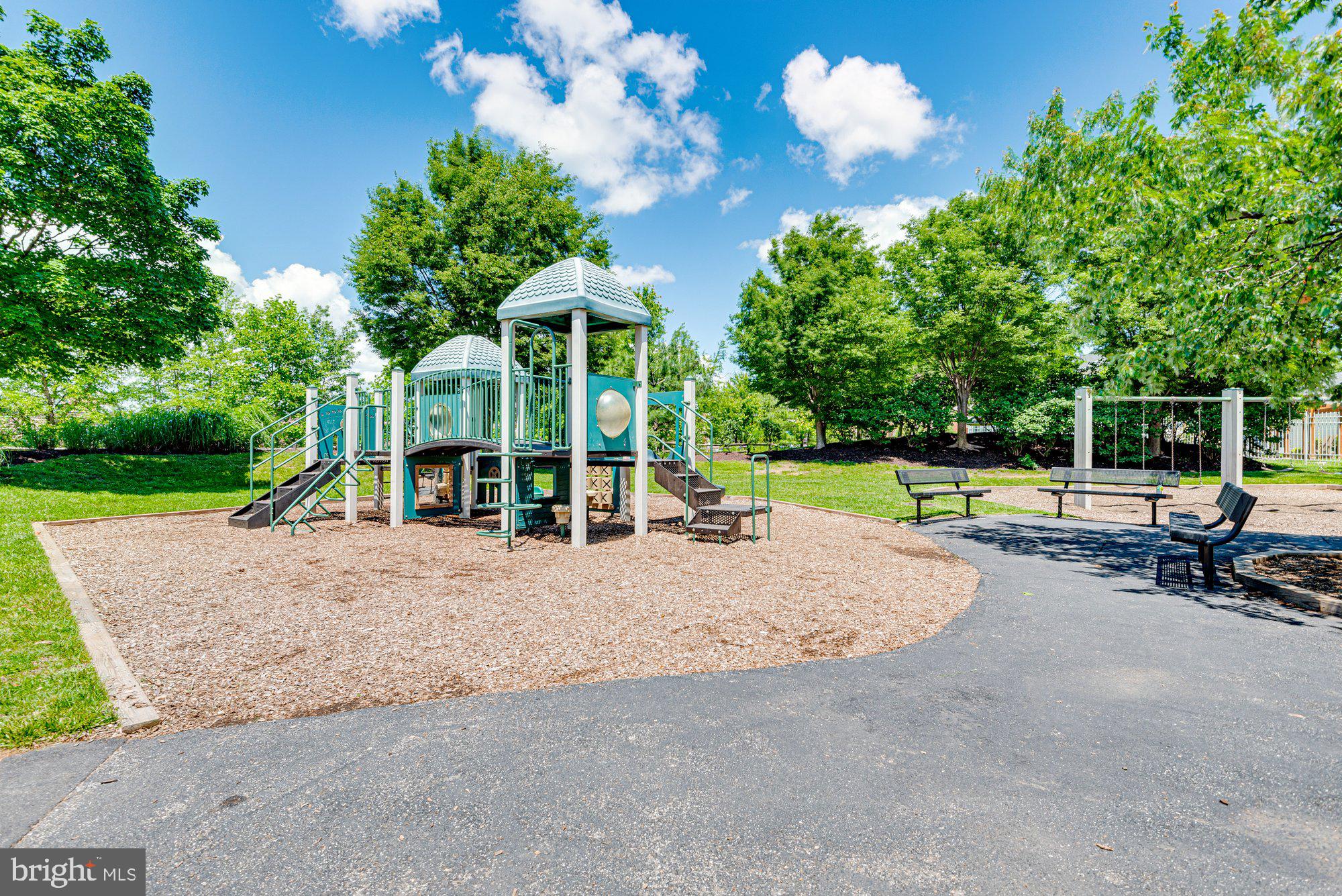 PINEY ORCHARD - Residential Lease