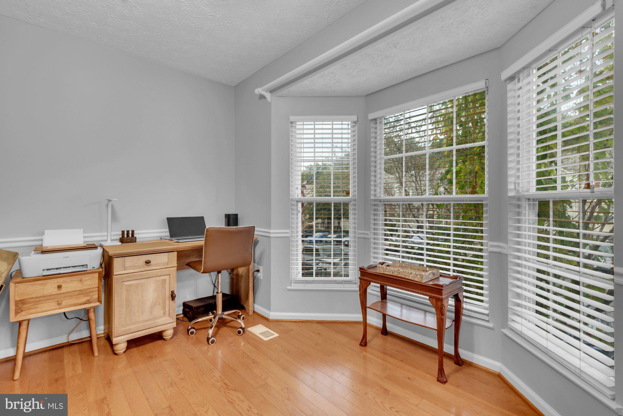 PINEY ORCHARD - Residential Lease