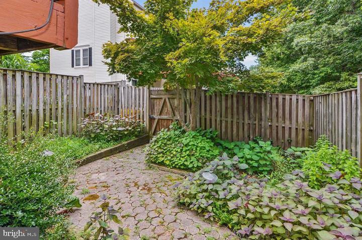 PINEY ORCHARD - Residential Lease