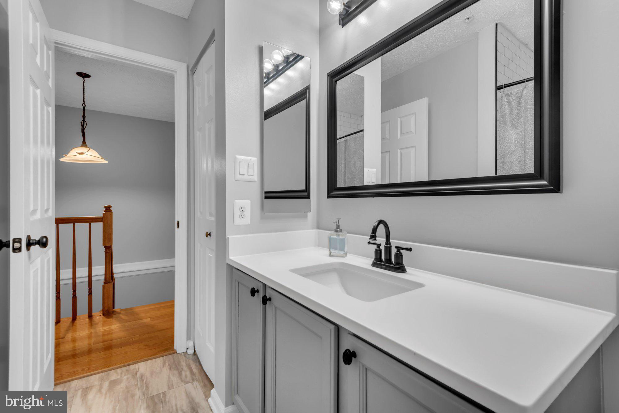 PINEY ORCHARD - Residential Lease