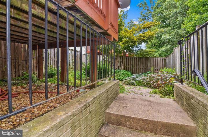 PINEY ORCHARD - Residential Lease