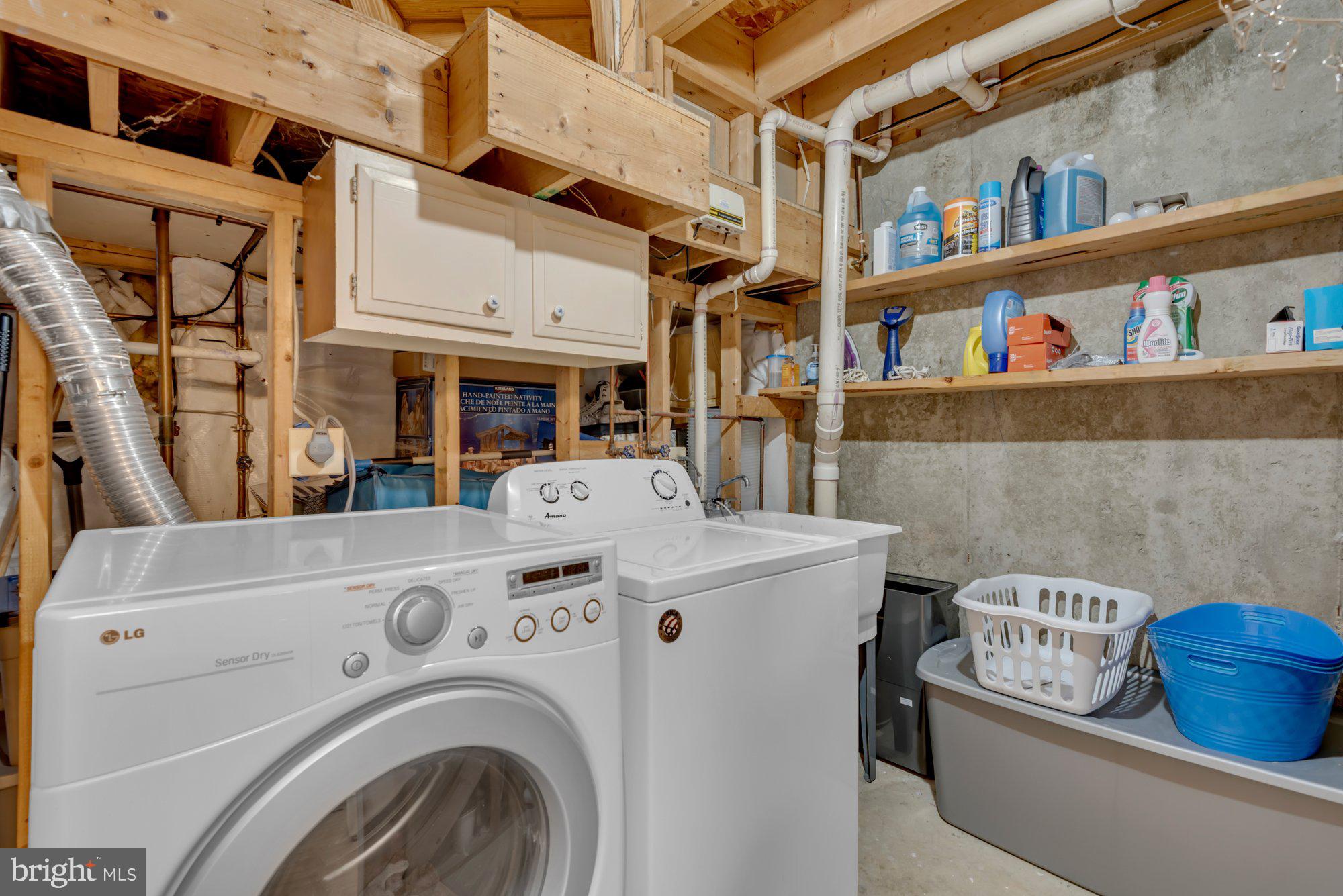 PINEY ORCHARD - Residential Lease