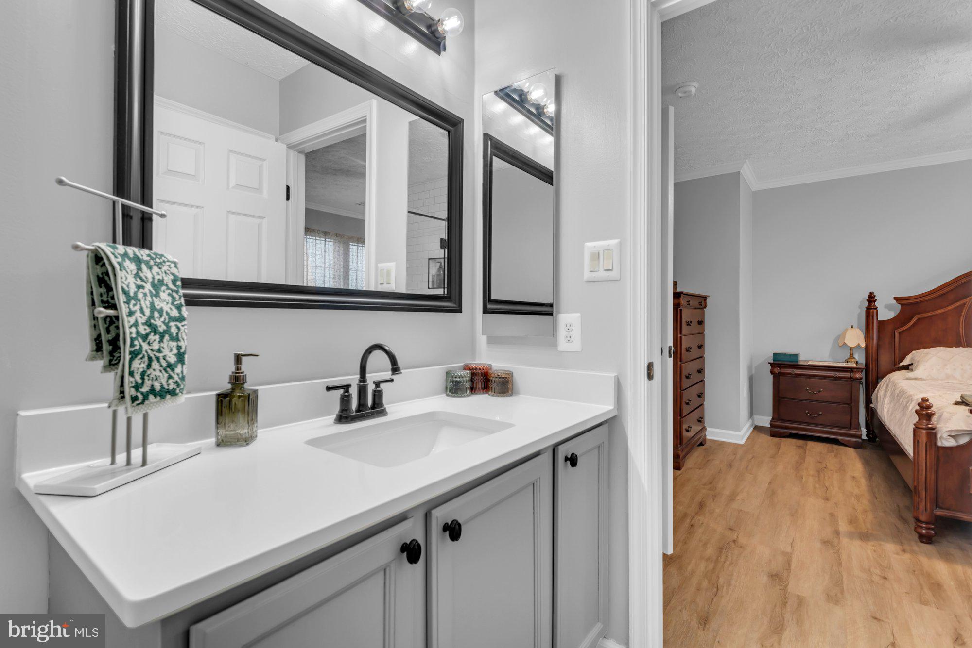 PINEY ORCHARD - Residential Lease