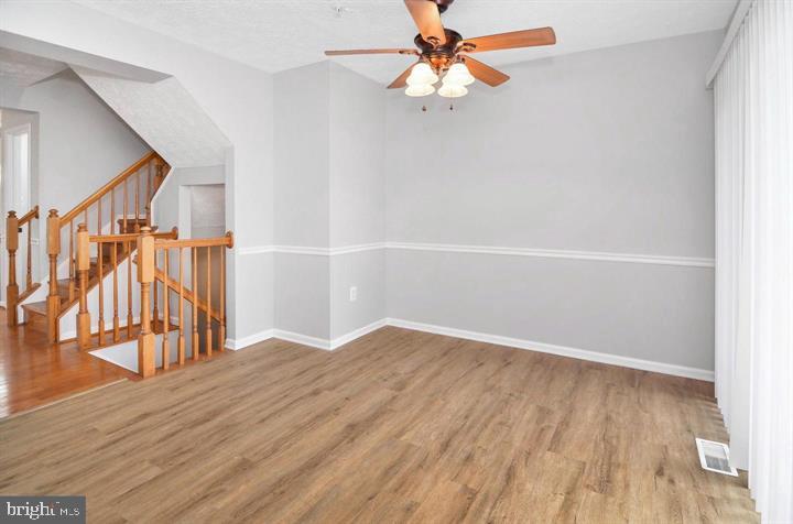 PINEY ORCHARD - Residential Lease