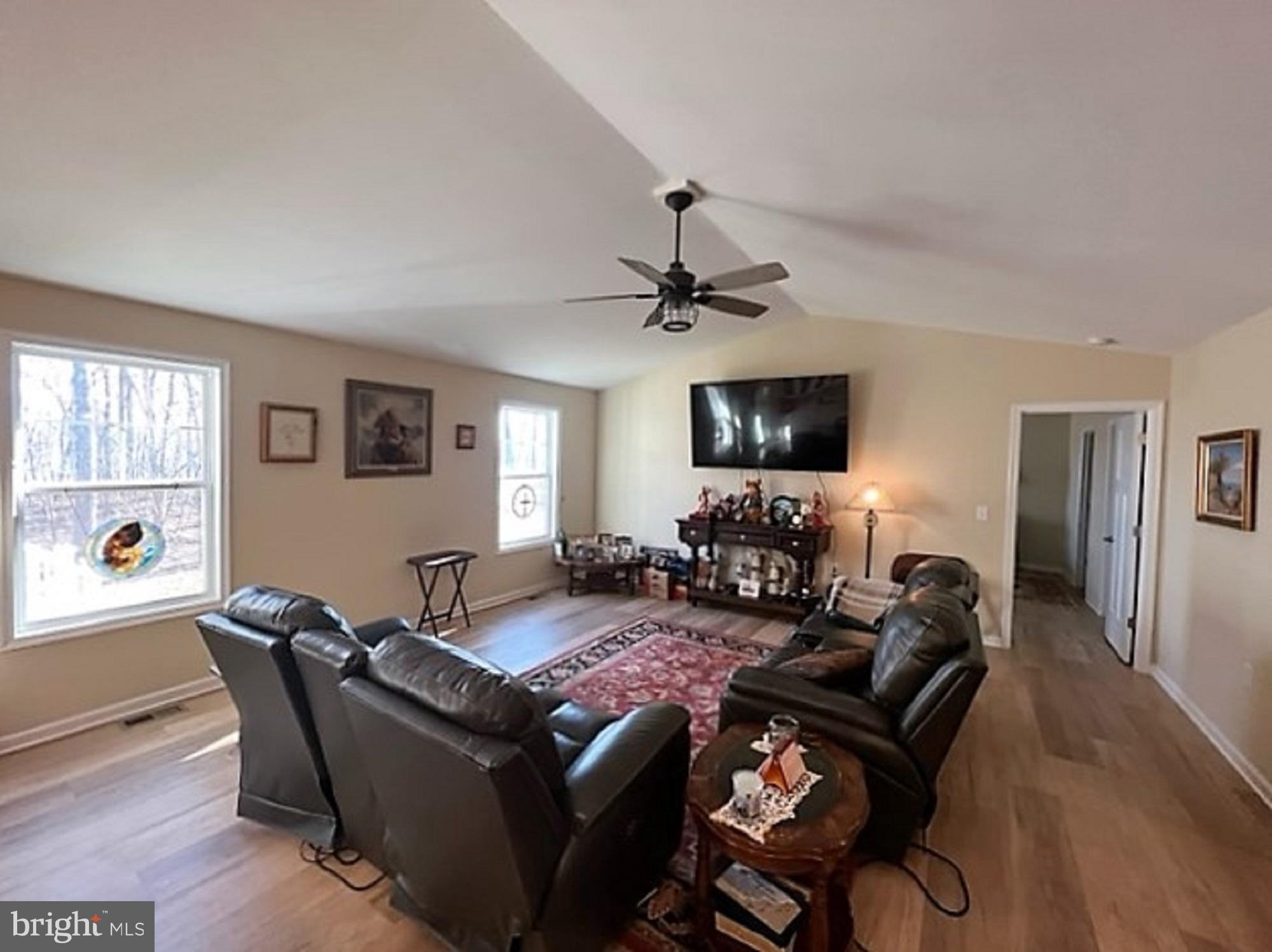 CHESTNUT HILL ESTATES - Residential