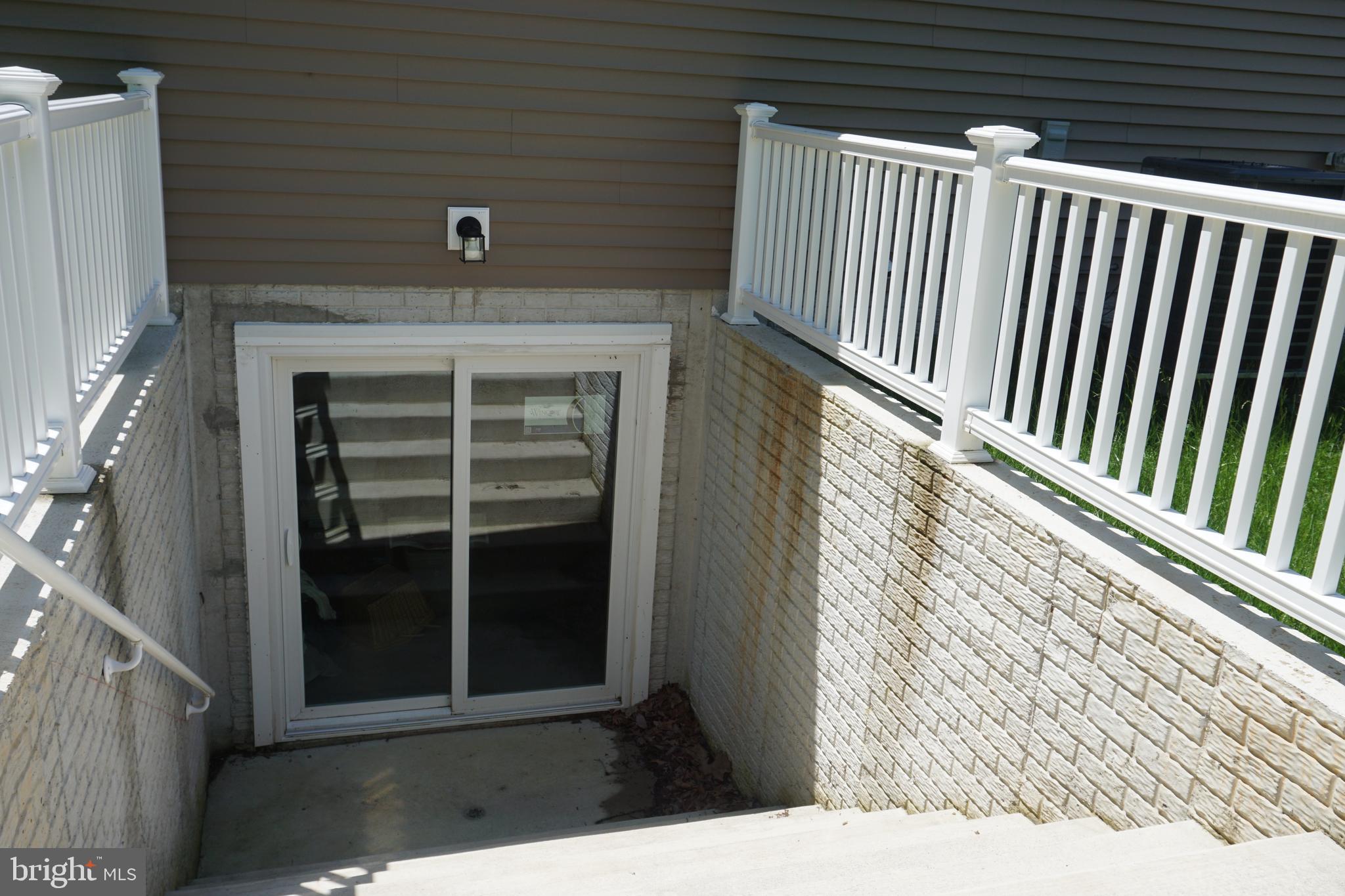 CHESTNUT HILL ESTATES - Residential