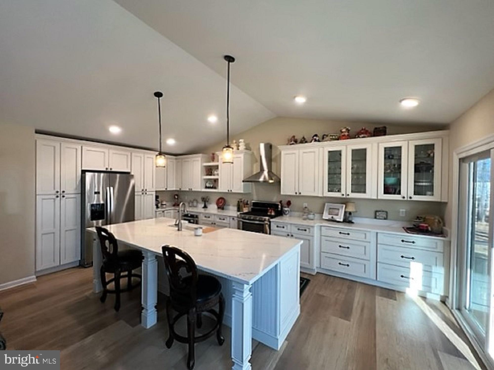 CHESTNUT HILL ESTATES - Residential