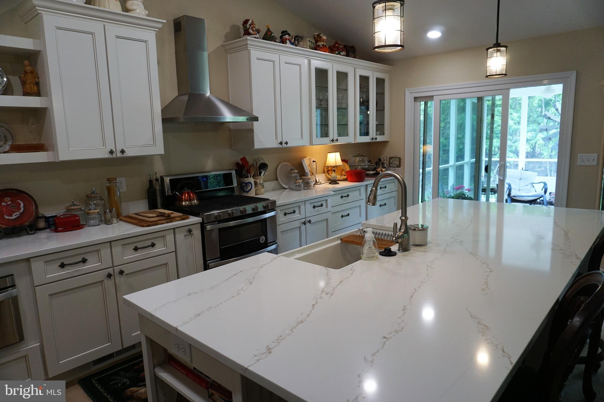 CHESTNUT HILL ESTATES - Residential