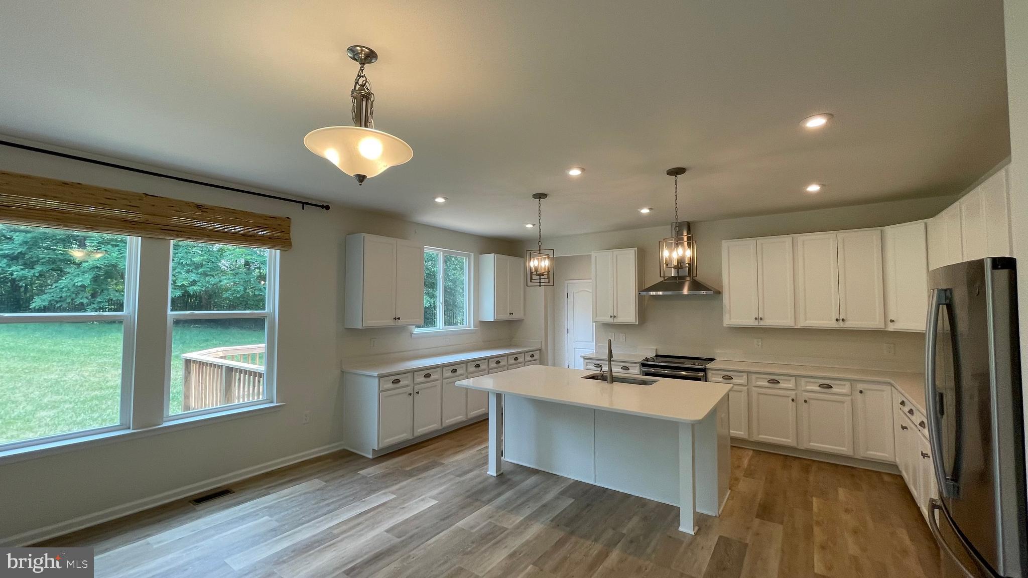 OAKS OF HIGHLAND HOMES - Residential Lease