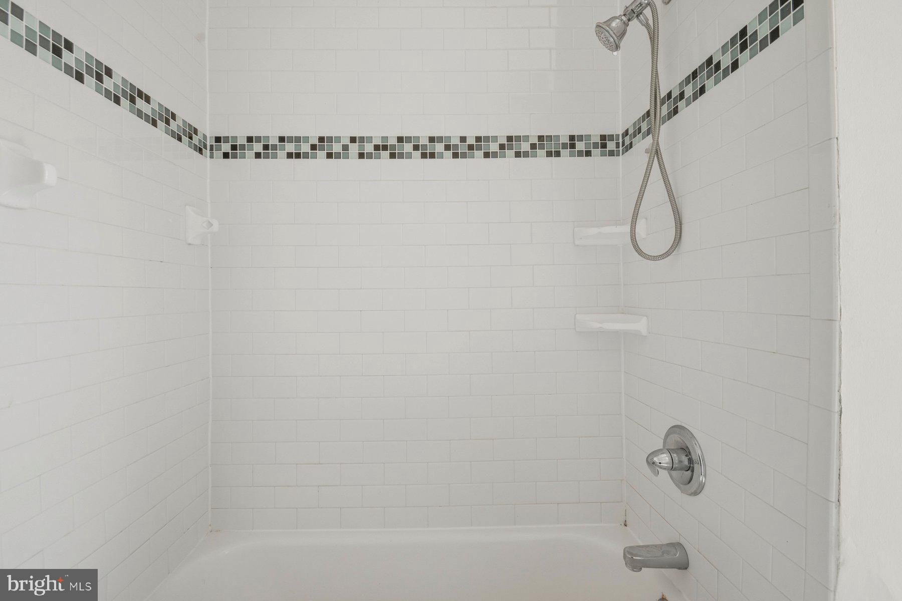 CHARLES VILLAGE - Residential