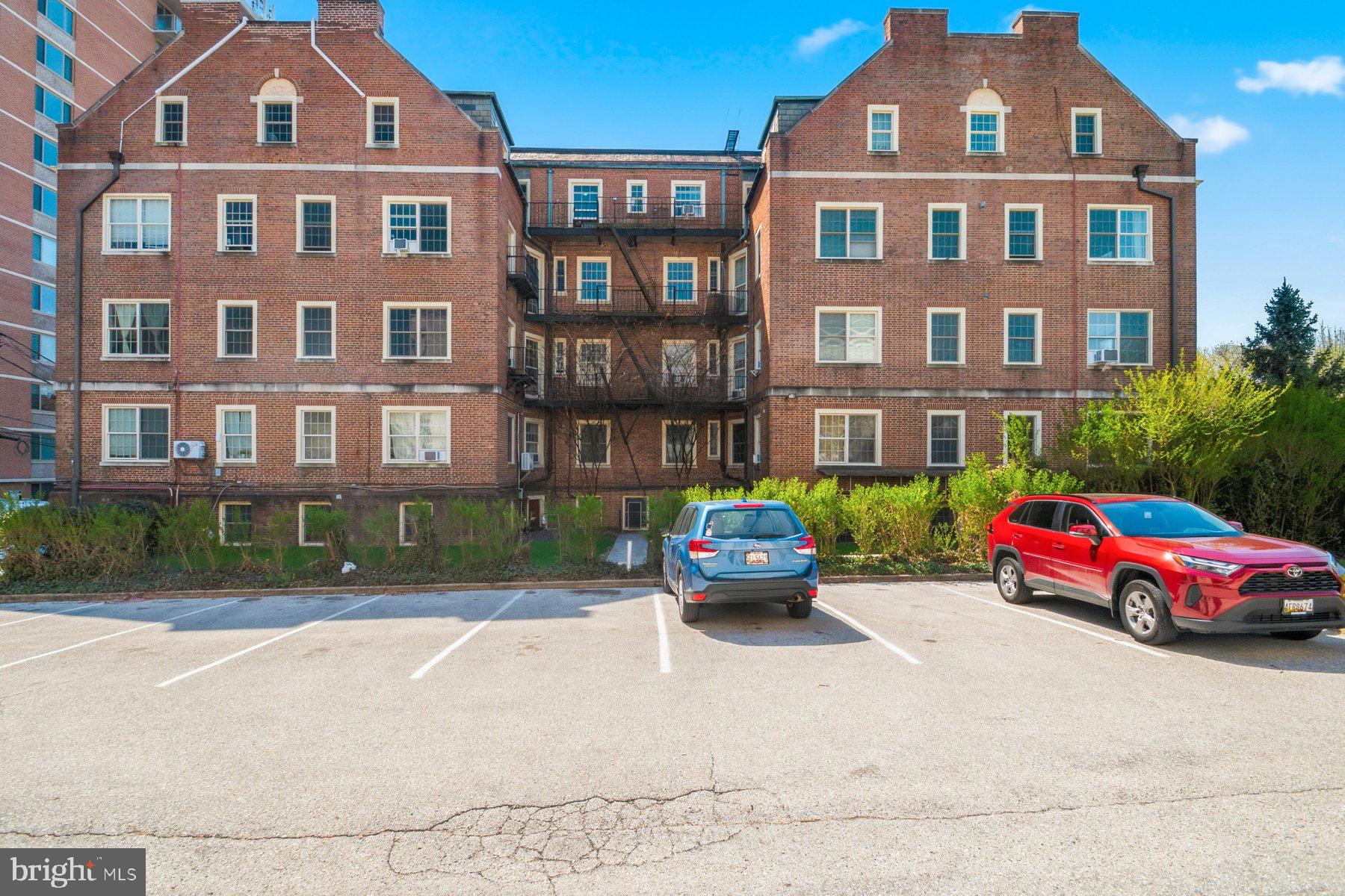 CHARLES VILLAGE - Residential