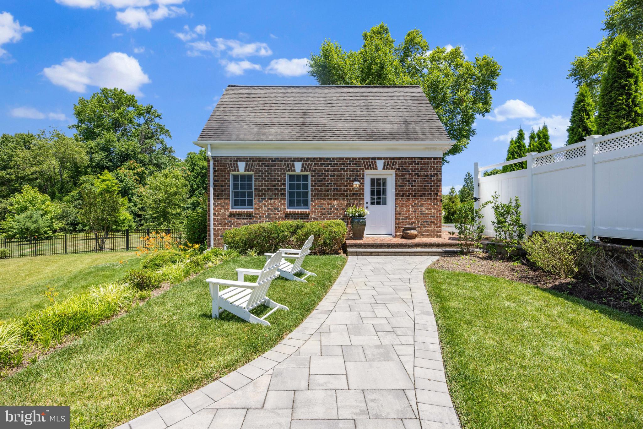 COTTAGE FARM ESTATES - Residential