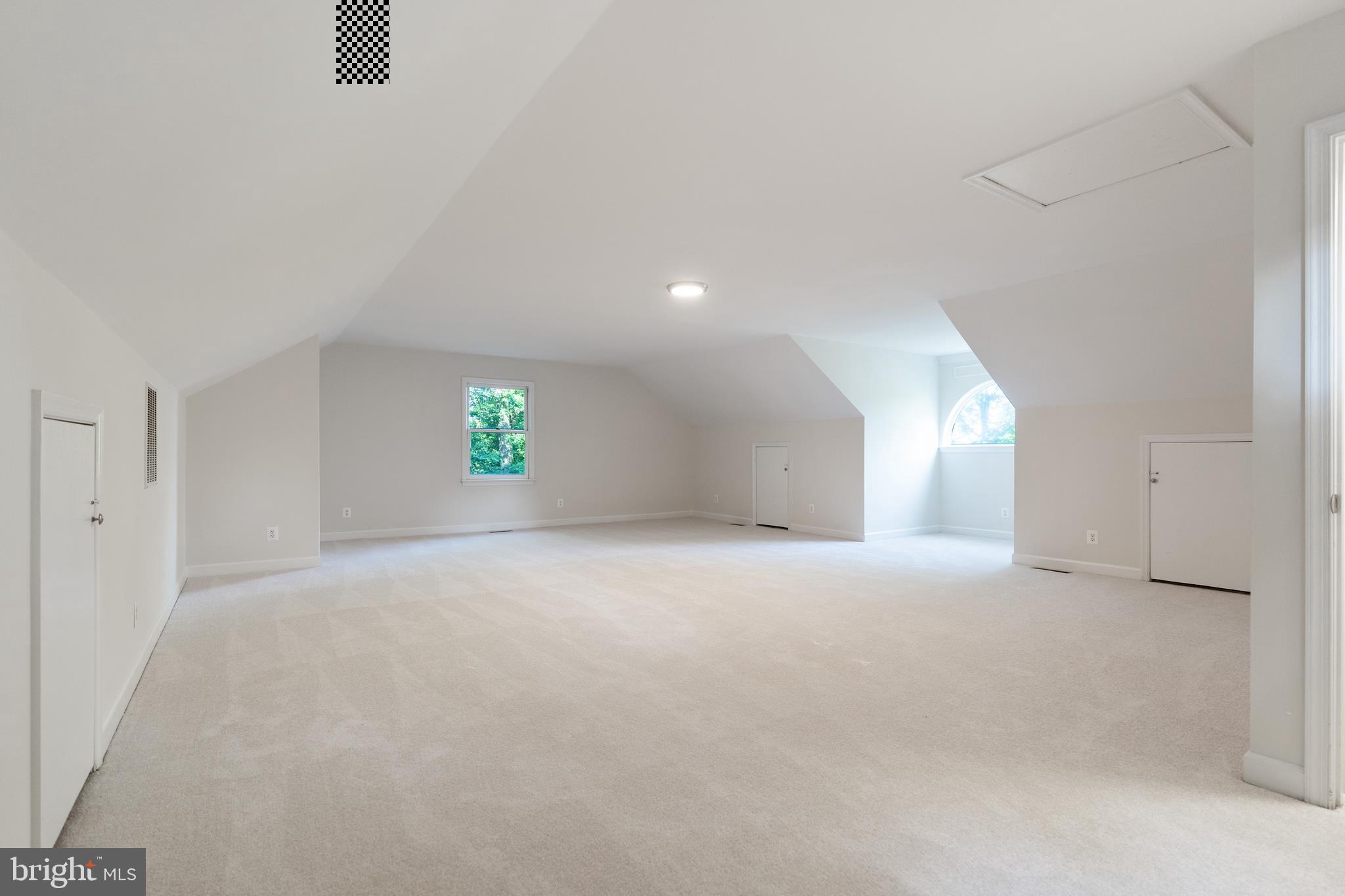 BLYTHEDALE - Residential