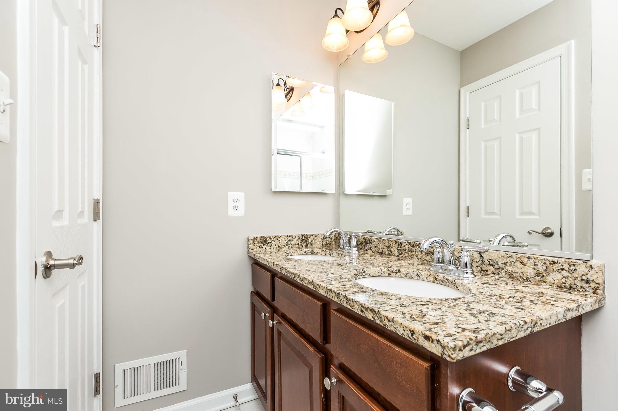 FEDERAL HILL HISTORIC DISTRICT - Residential Lease