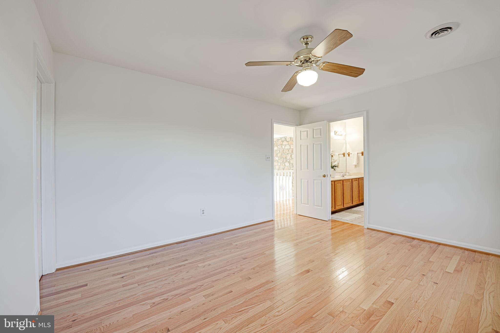 CASTLE WELSH FARMS - Residential