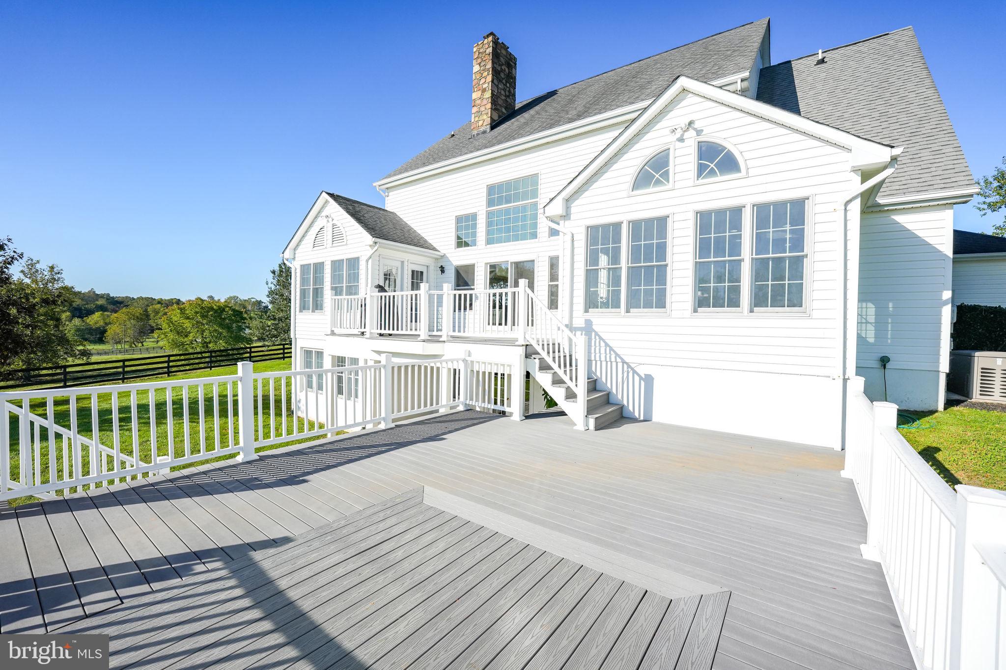 CASTLE WELSH FARMS - Residential