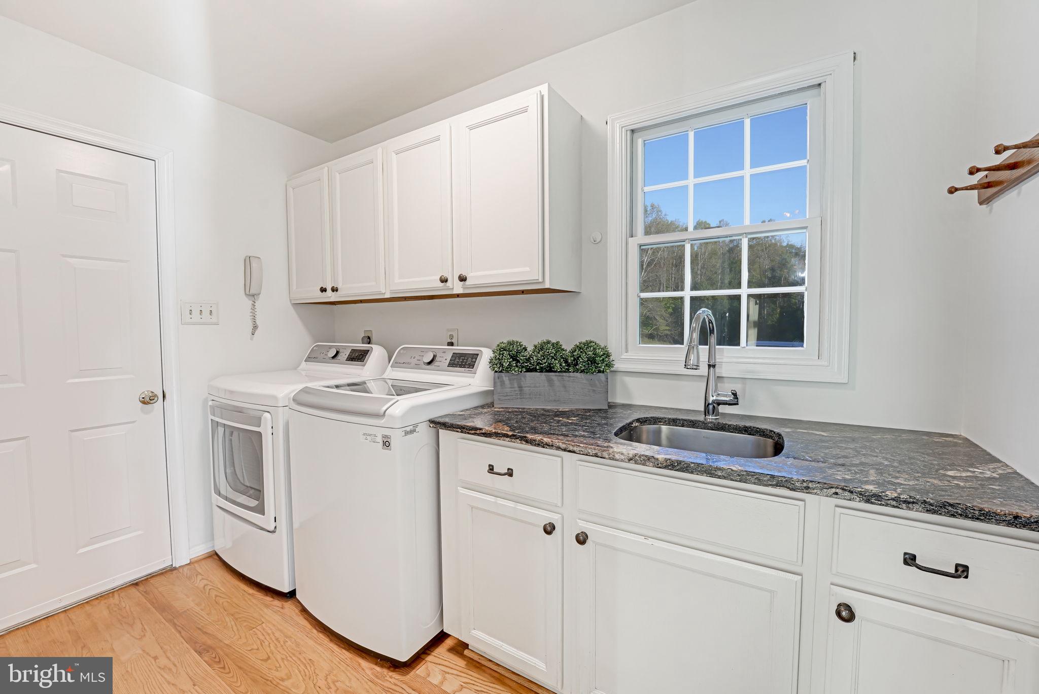 CASTLE WELSH FARMS - Residential