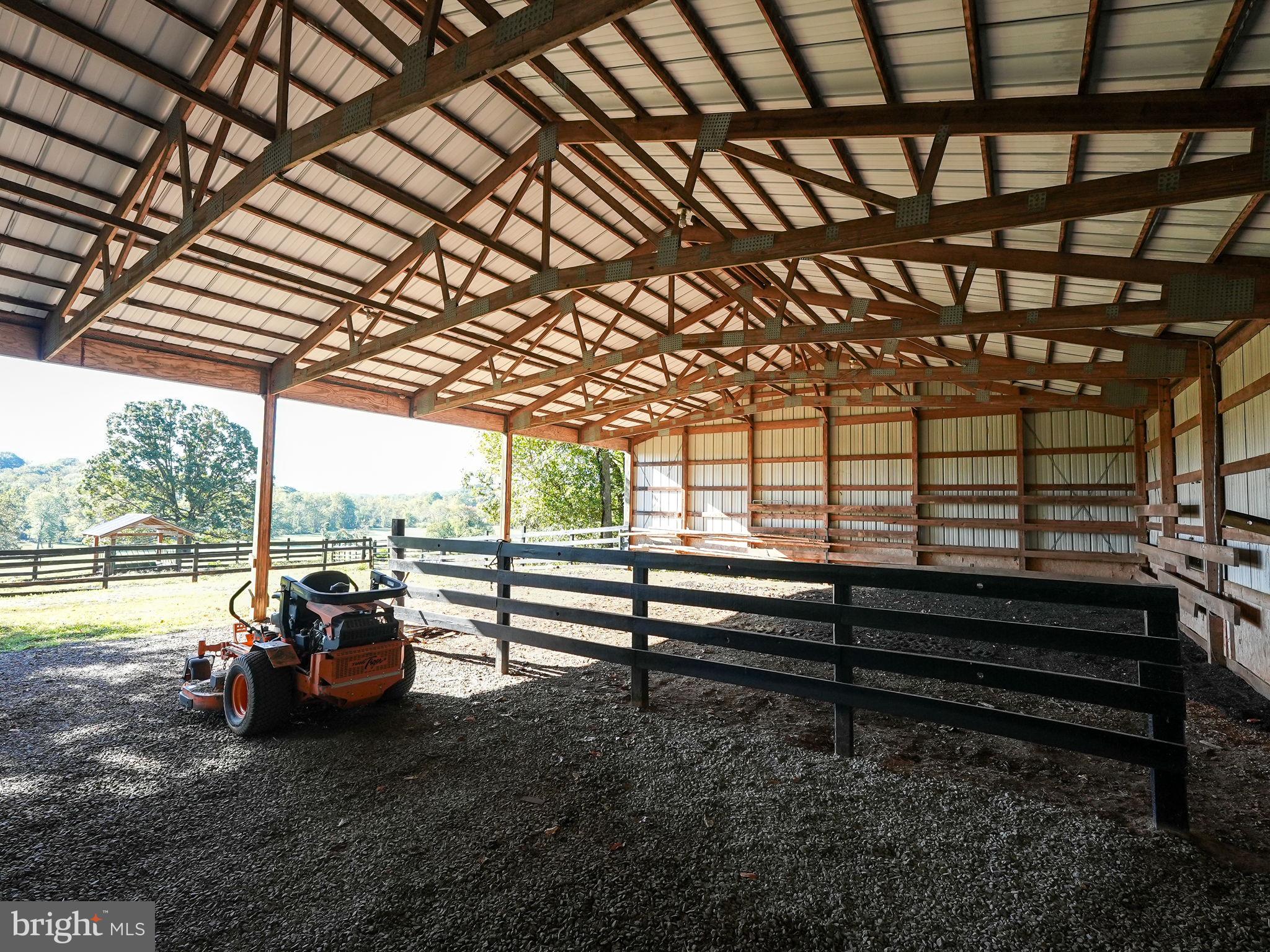 CASTLE WELSH FARMS - Residential