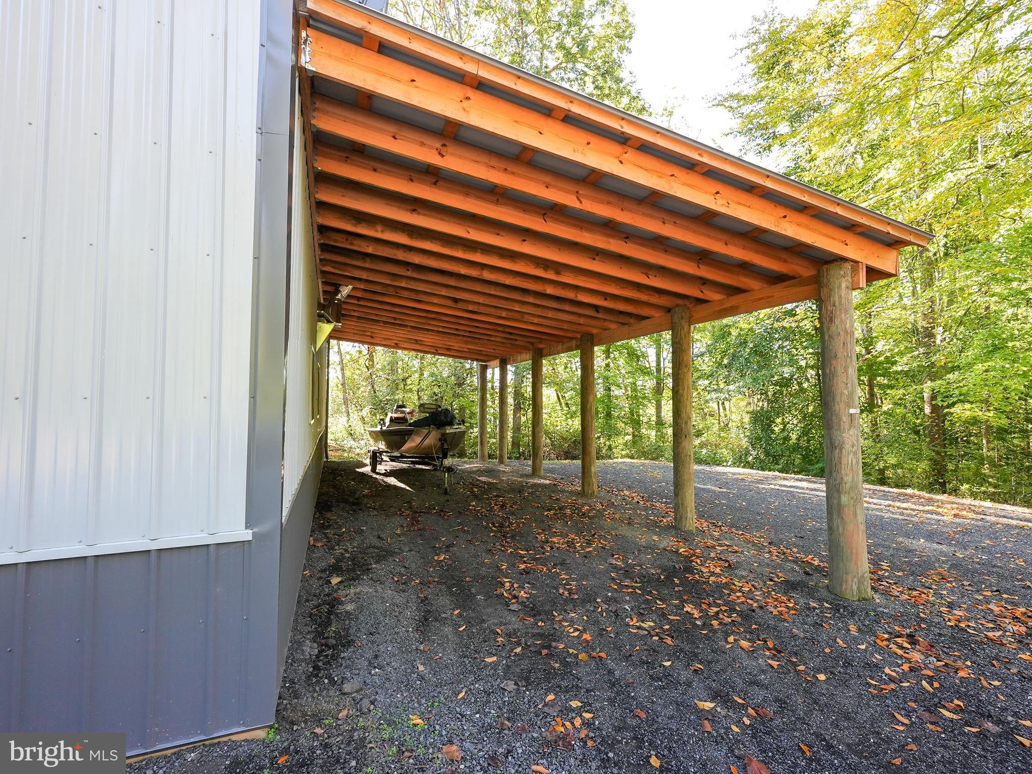 CASTLE WELSH FARMS - Residential