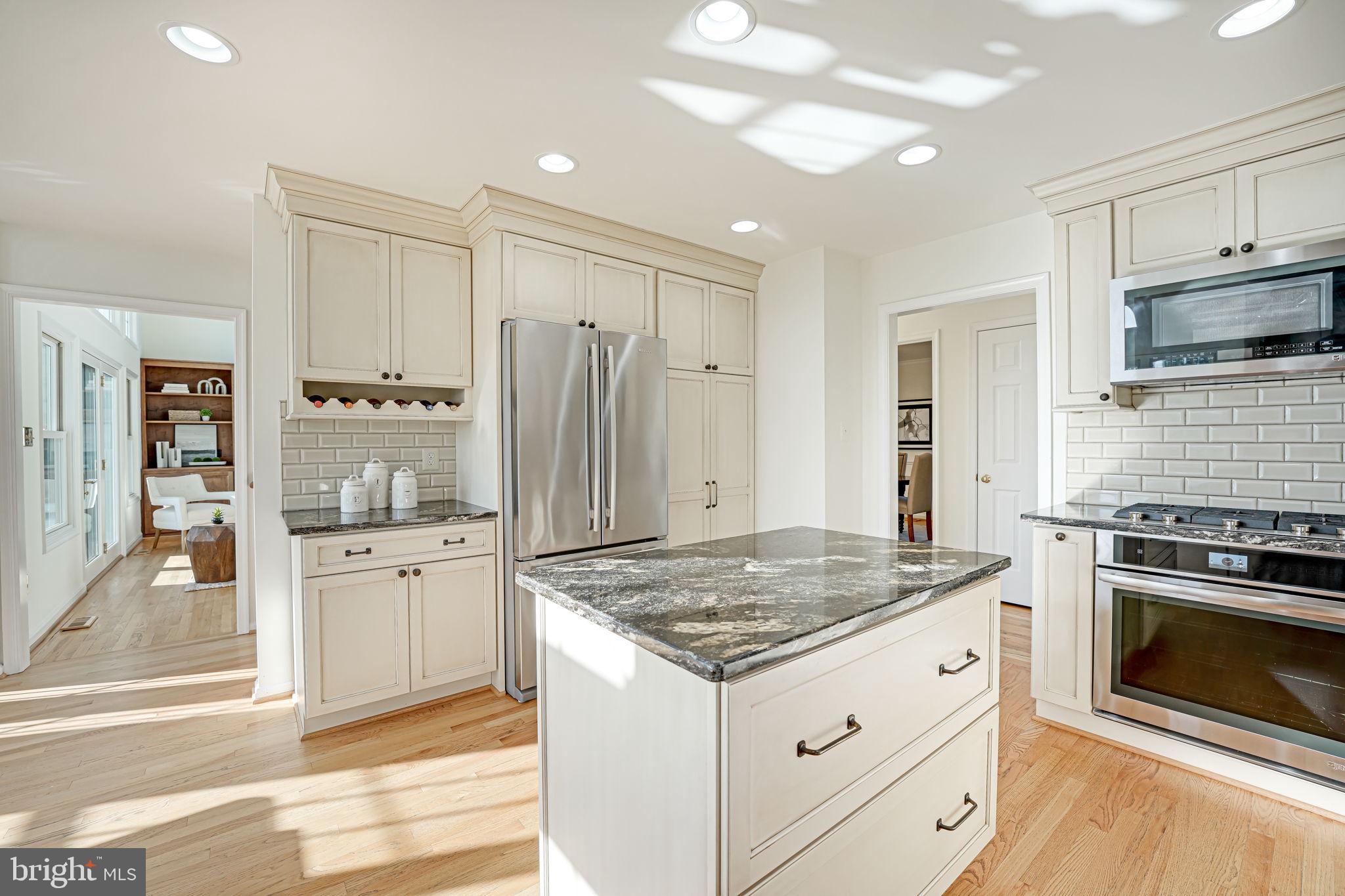 CASTLE WELSH FARMS - Residential