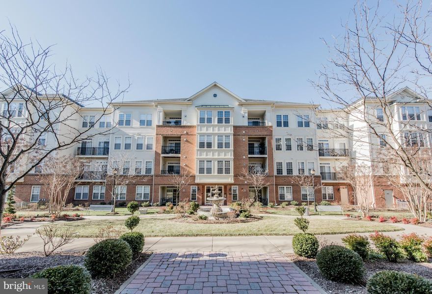 Remarkable 55+ condo w/high-end aesthetics & open living spaces! Kitchen w/42" cabs, sleek granite counters & breakfast area! Owner's suite w/WIC & bath w/marble floors & vanity. Bright living room w/access to deck. Additional bedrooms are generously sized. Family room w/adjacent study walks out to open patio & backyard. Great community amenities & ideal location!