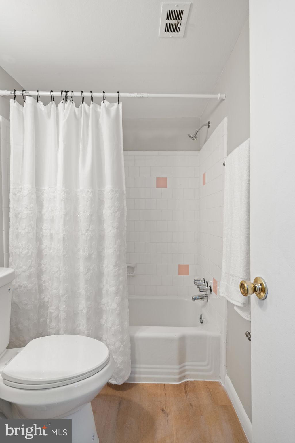 FAIRFAX HERITAGE - Residential