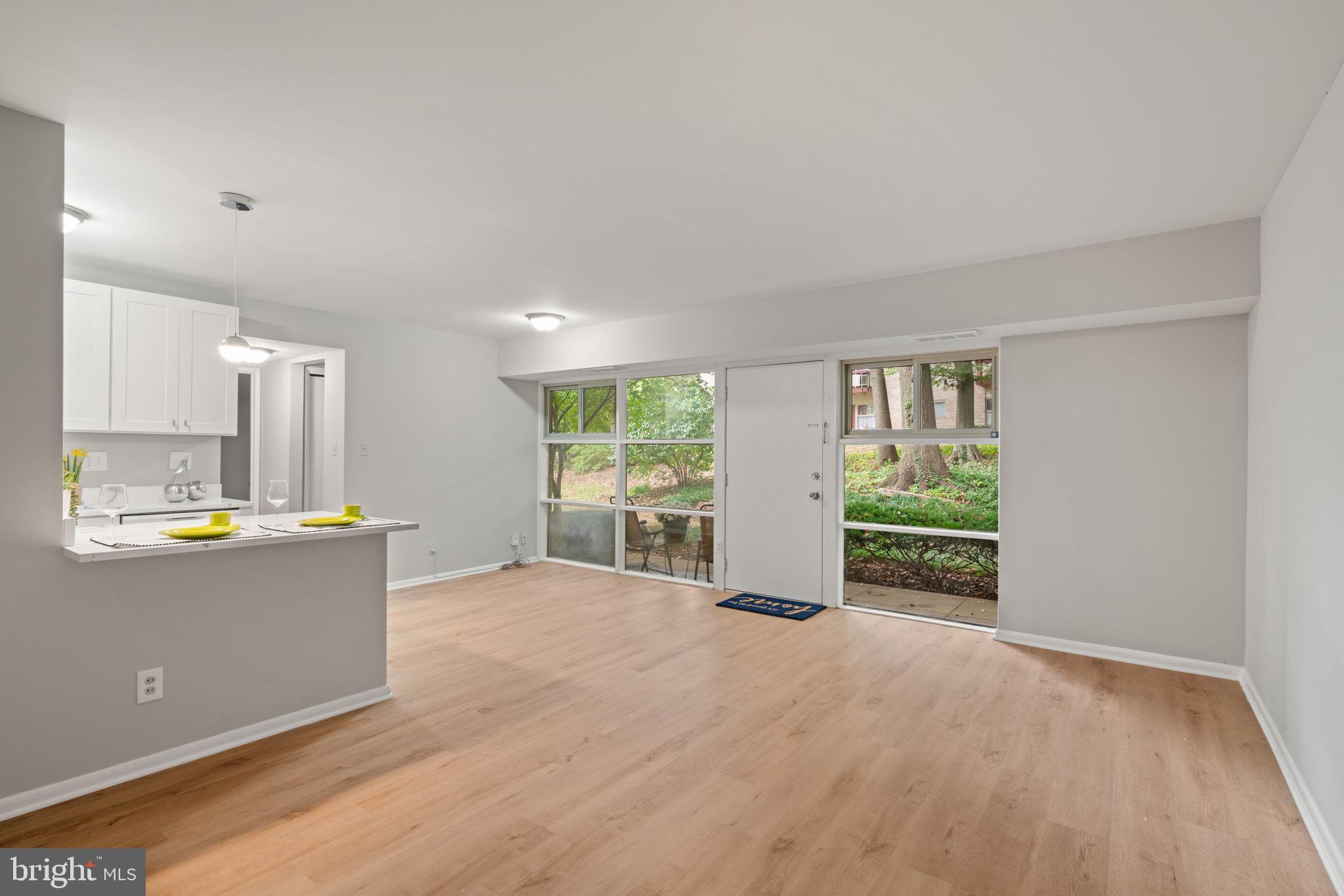 FAIRFAX HERITAGE - Residential