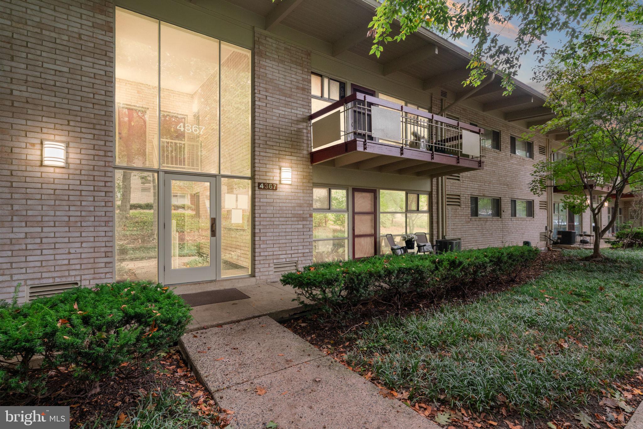 FAIRFAX HERITAGE - Residential