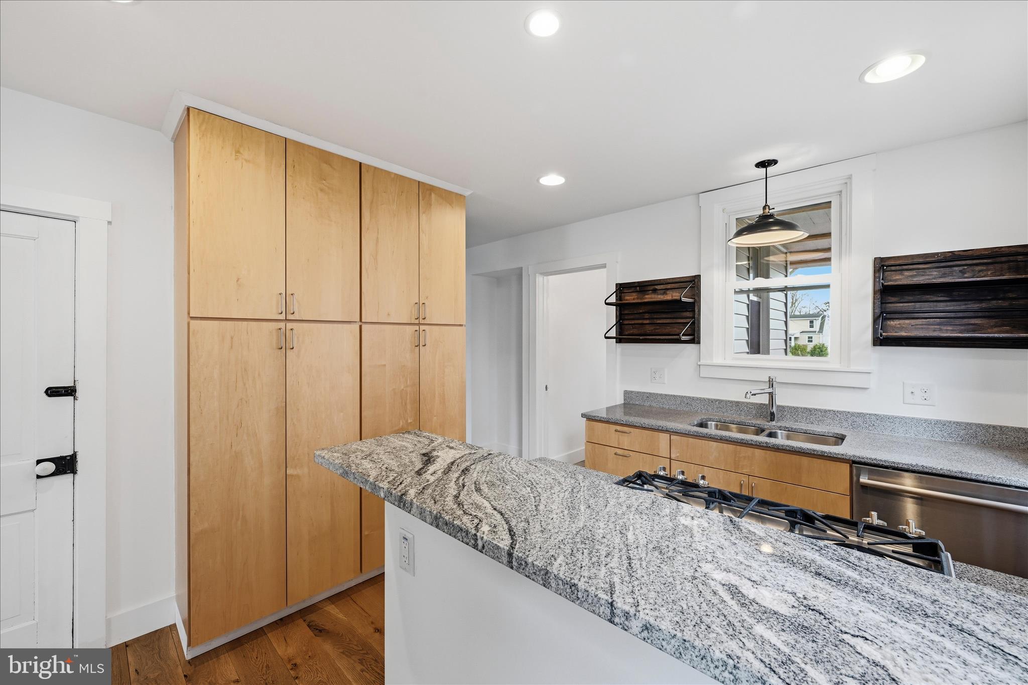 ELIZABETHTOWN BOROUGH - Residential