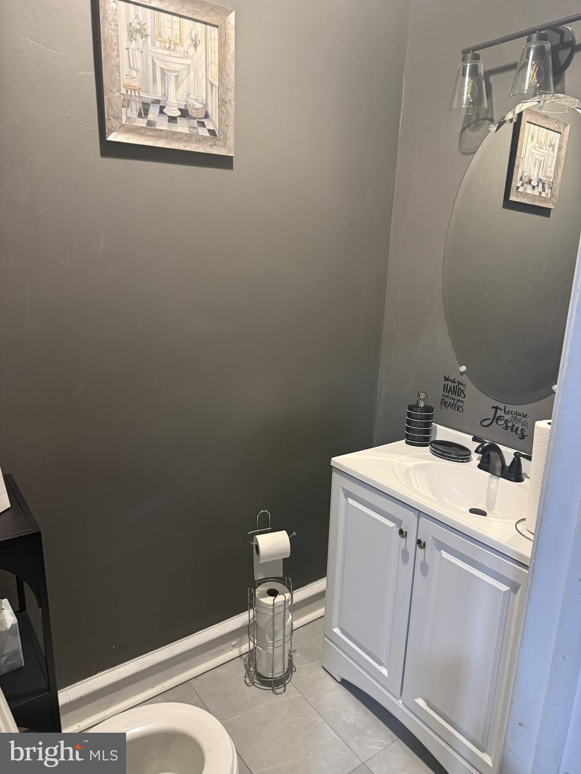 WEST OAK LANE - Residential