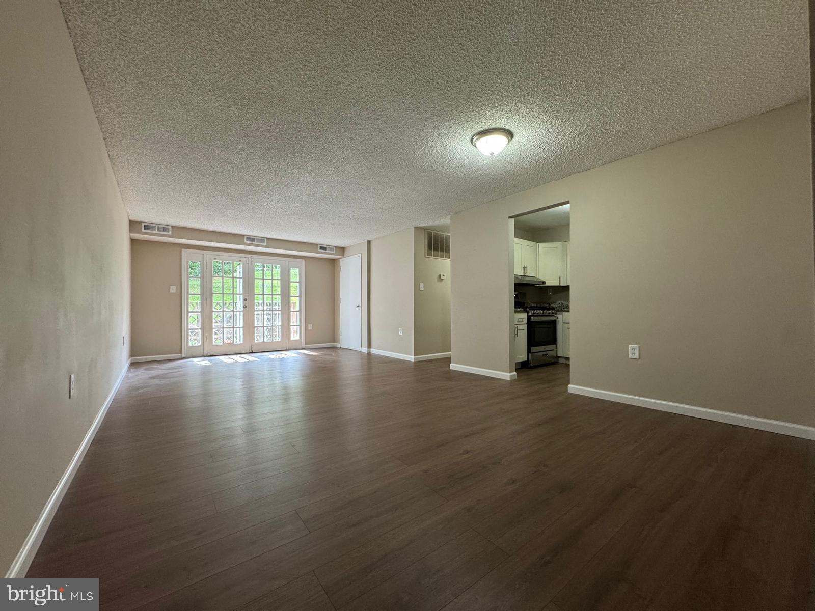 3815 SWANN ROAD T2