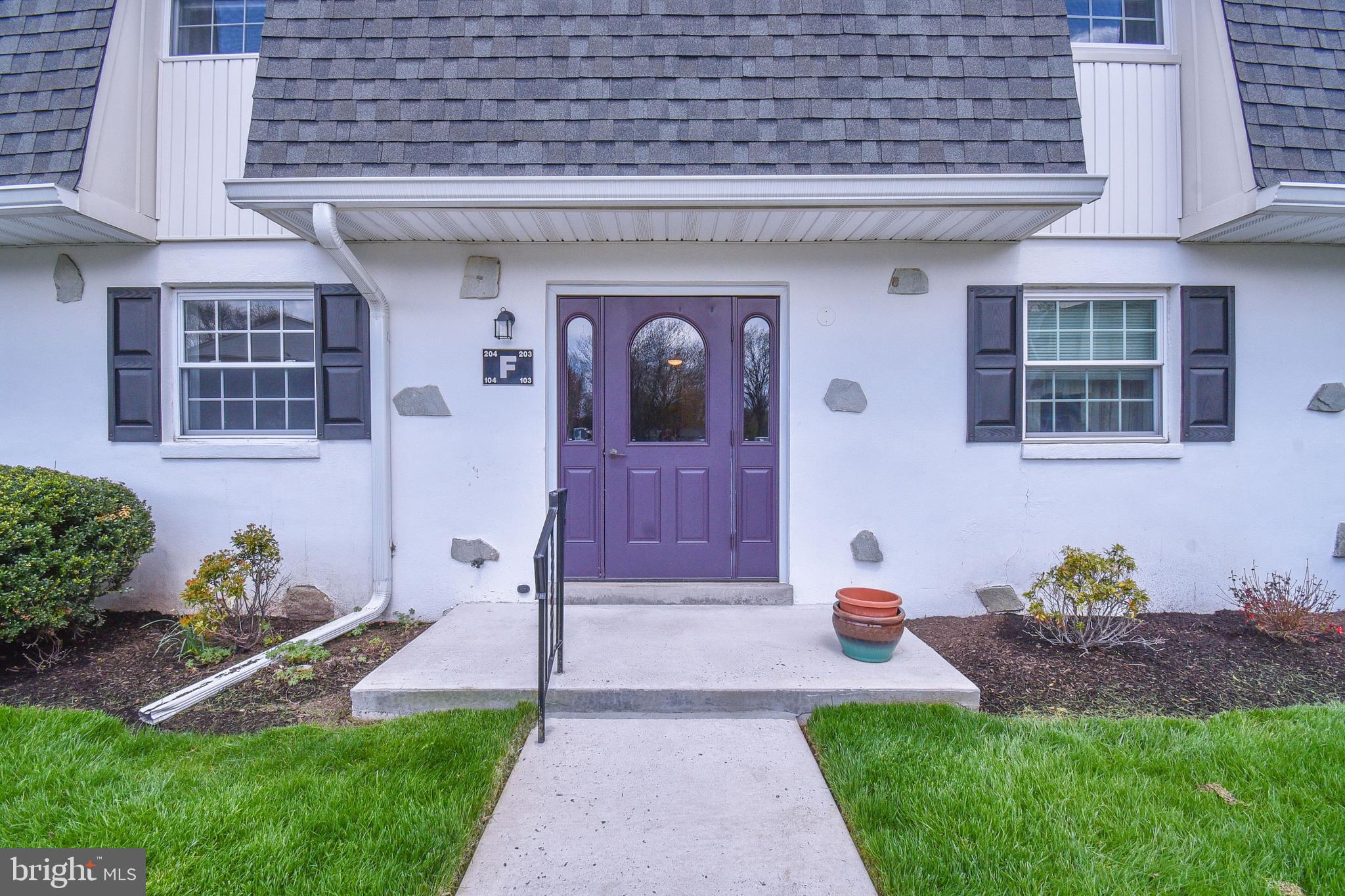 HAMPTON CROSSING - Residential