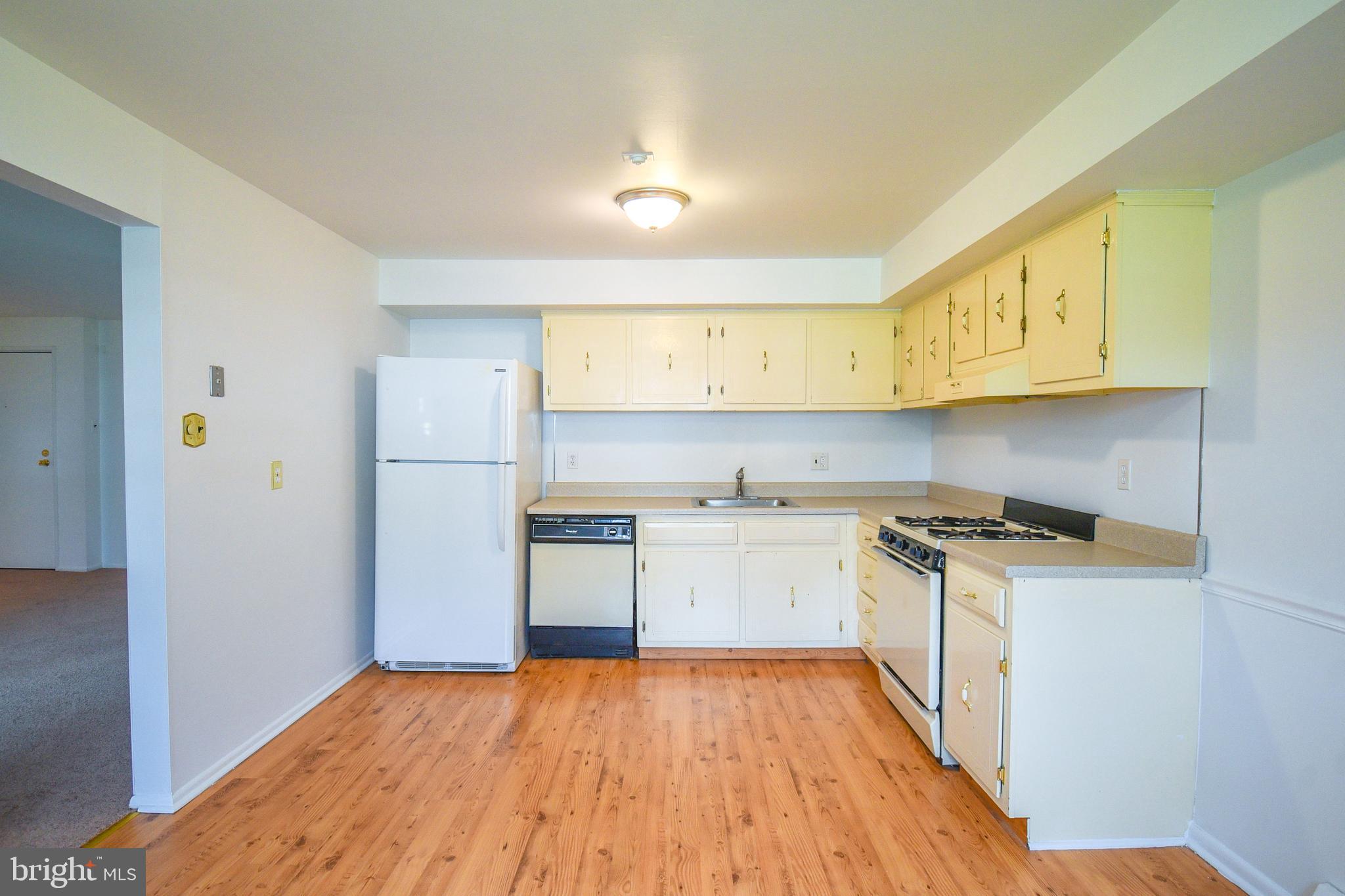 HAMPTON CROSSING - Residential