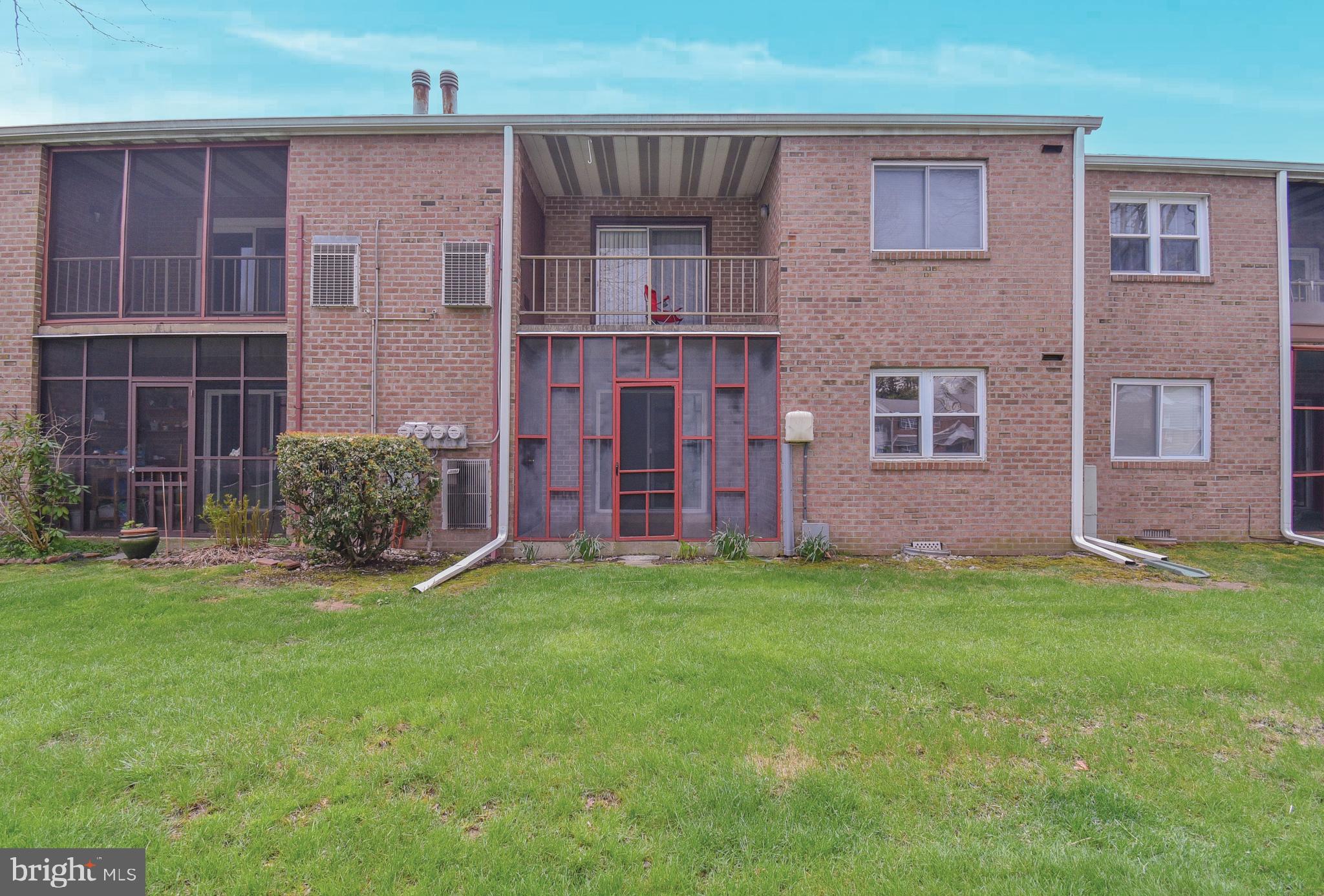 HAMPTON CROSSING - Residential