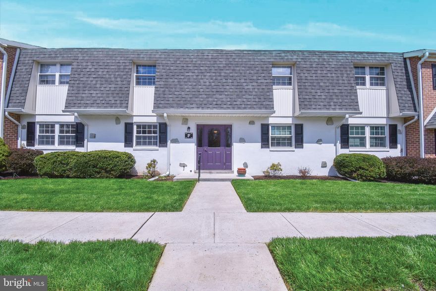 First floor living in the Hampton Crossing Community. Move right in to this pristine unit! So much natural light entering through  the windows. Two great size bedrooms with large closets. The full bathroom has been refreshed with all new plumbing hookups, new vanity, and new mirror. Kitchen has a cute eat-in area and gas cooking.  Huge hall walk-in closet and plenty of additional closet space. Sliding doors leading out to a screened-in sunroom; great for eating outside, grilling, and bike storage.  HVAC is 1 year old. In-unit washer and dryer, washing machine is 1 year old. Charming community with a pool just a short walk away. Grassy and wooded area for walking dogs. Easy and carefree living; condo fee includes Common Area Maintenance, Cook Fee, Exterior Building Maintenance, Heat, Insurance, Lawn Maintenance, Pool, Sewer, Snow Removal, Trash, and Water. Easy commuter access to major roadways.